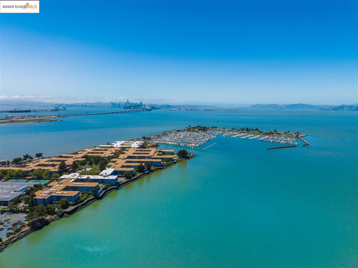 Detail Gallery Image 33 of 57 For 7 Commodore Dr #A260,  Emeryville,  CA 94608 - 0 Beds | 1 Baths