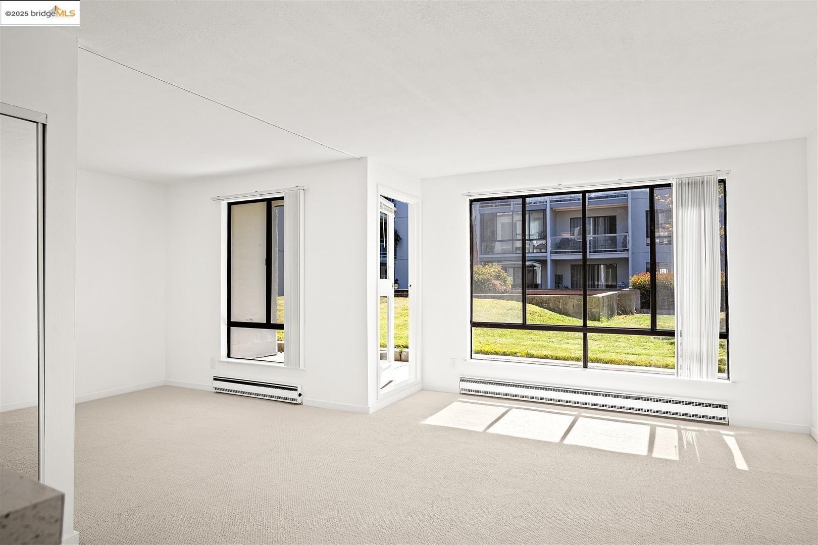 Detail Gallery Image 7 of 57 For 7 Commodore Dr #A260,  Emeryville,  CA 94608 - 0 Beds | 1 Baths