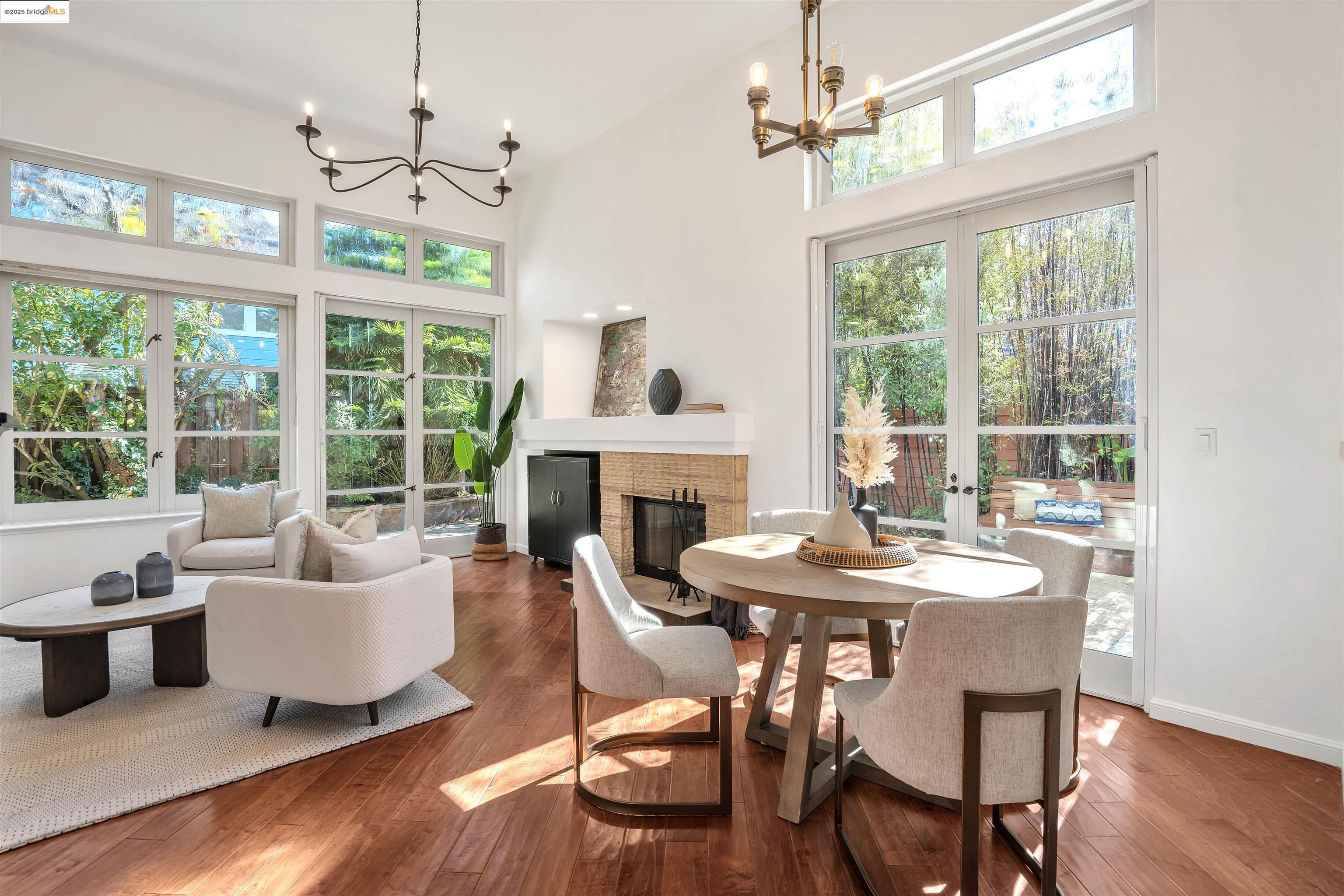 Detail Gallery Image 11 of 39 For 16 Bay Harbor Ct, Richmond,  CA 94804 - 3 Beds | 3 Baths