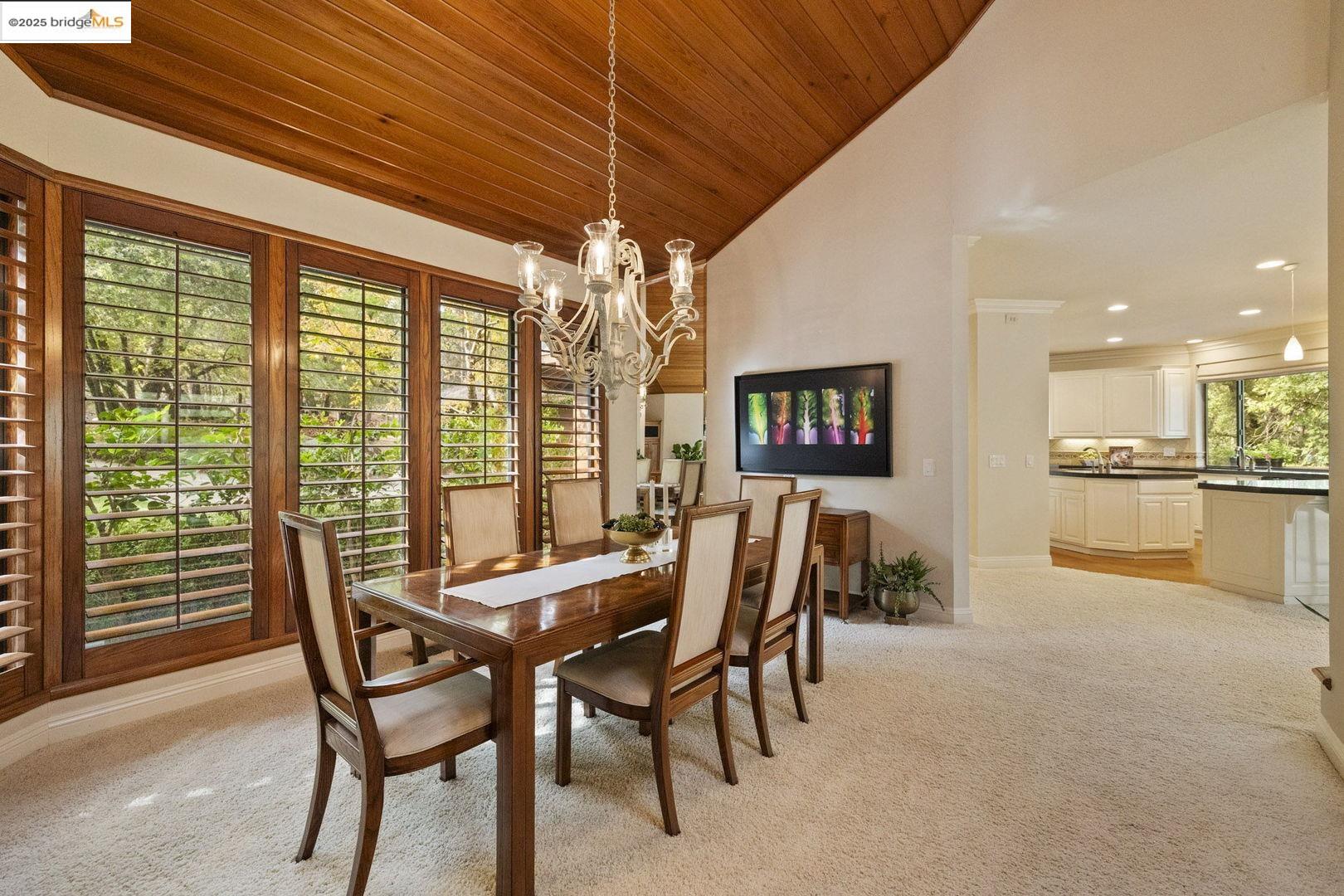 Detail Gallery Image 13 of 59 For 22025 Lyons Bald Mt Rd, Sonora,  CA 95370 - 3 Beds | 2/1 Baths