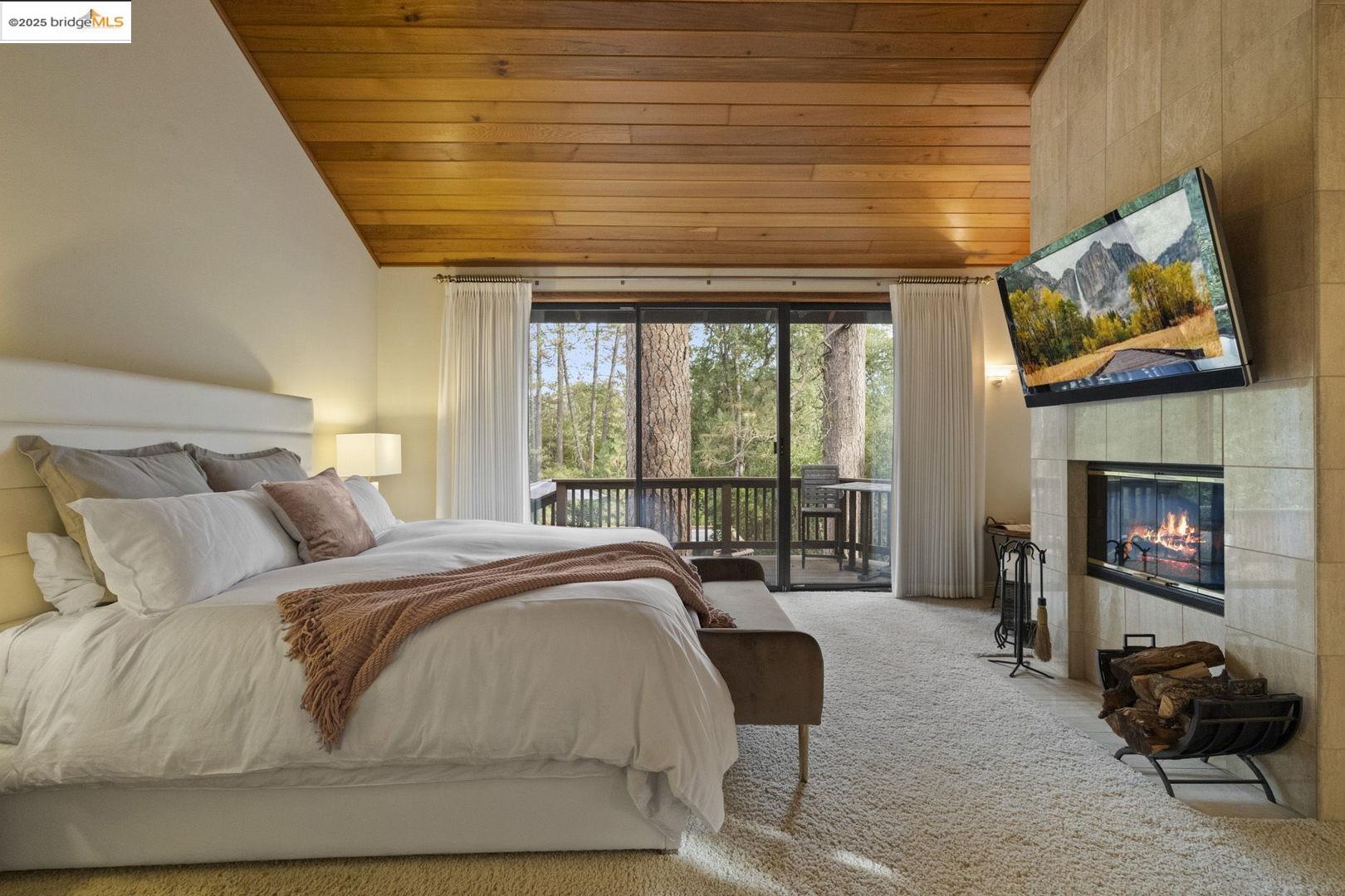 Detail Gallery Image 26 of 59 For 22025 Lyons Bald Mt Rd, Sonora,  CA 95370 - 3 Beds | 2/1 Baths