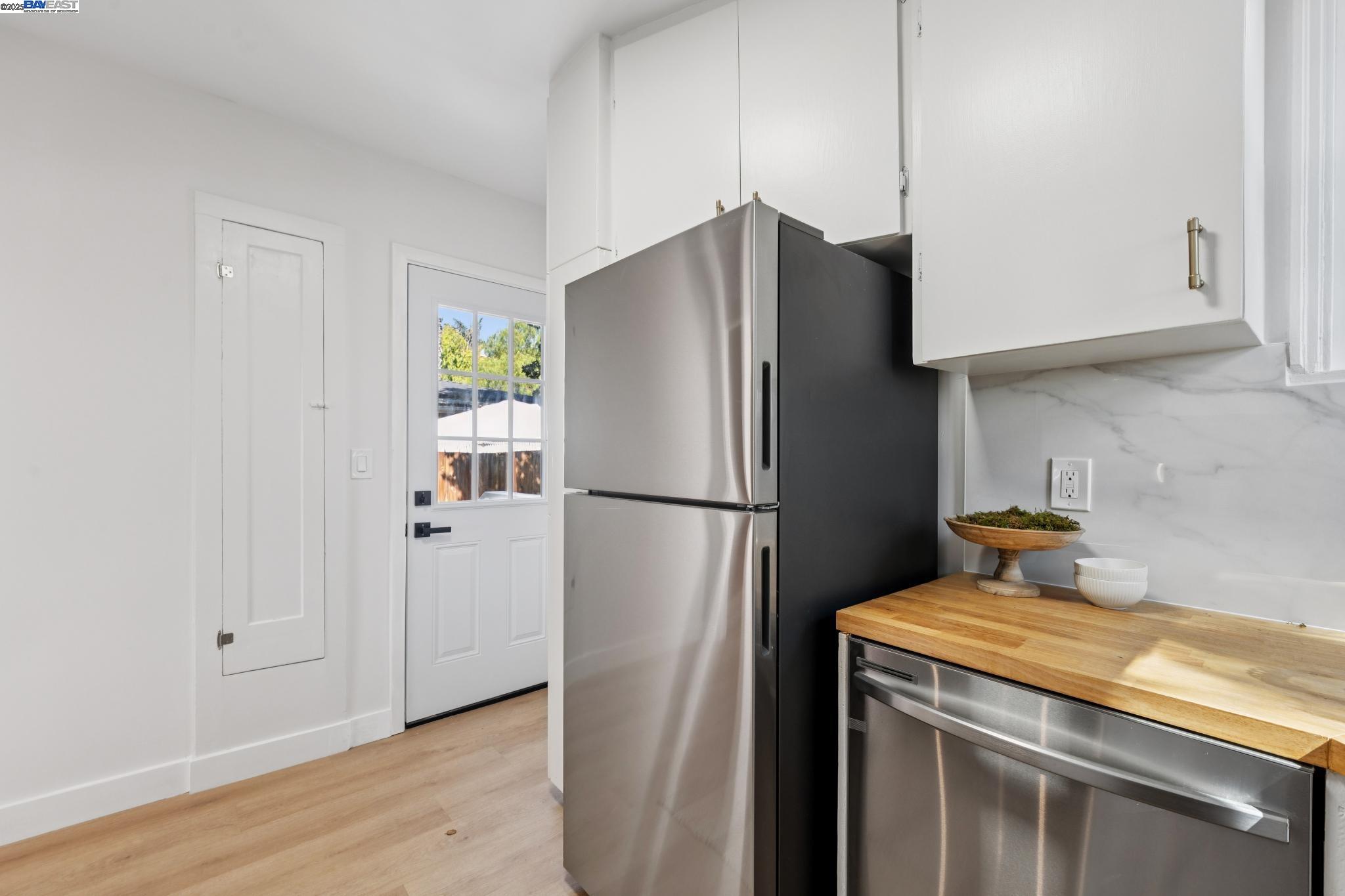 Detail Gallery Image 16 of 45 For 5400 Clinton Ave, Richmond,  CA 94805 - 2 Beds | 1 Baths