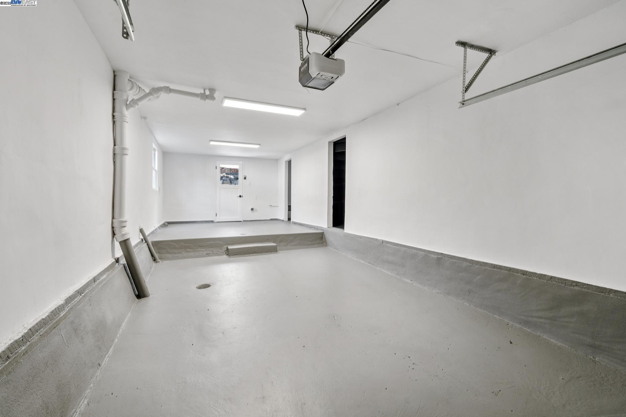 Detail Gallery Image 29 of 45 For 5400 Clinton Ave, Richmond,  CA 94805 - 2 Beds | 1 Baths