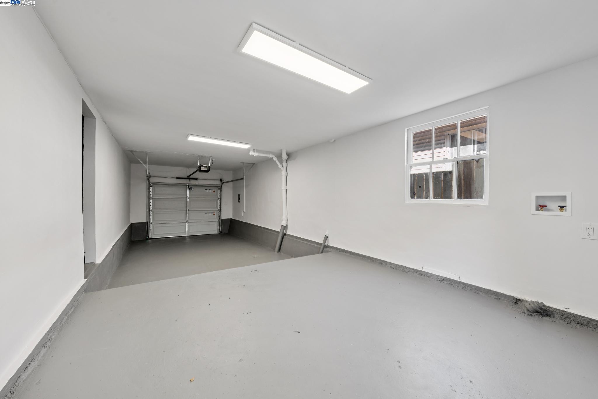 Detail Gallery Image 30 of 45 For 5400 Clinton Ave, Richmond,  CA 94805 - 2 Beds | 1 Baths