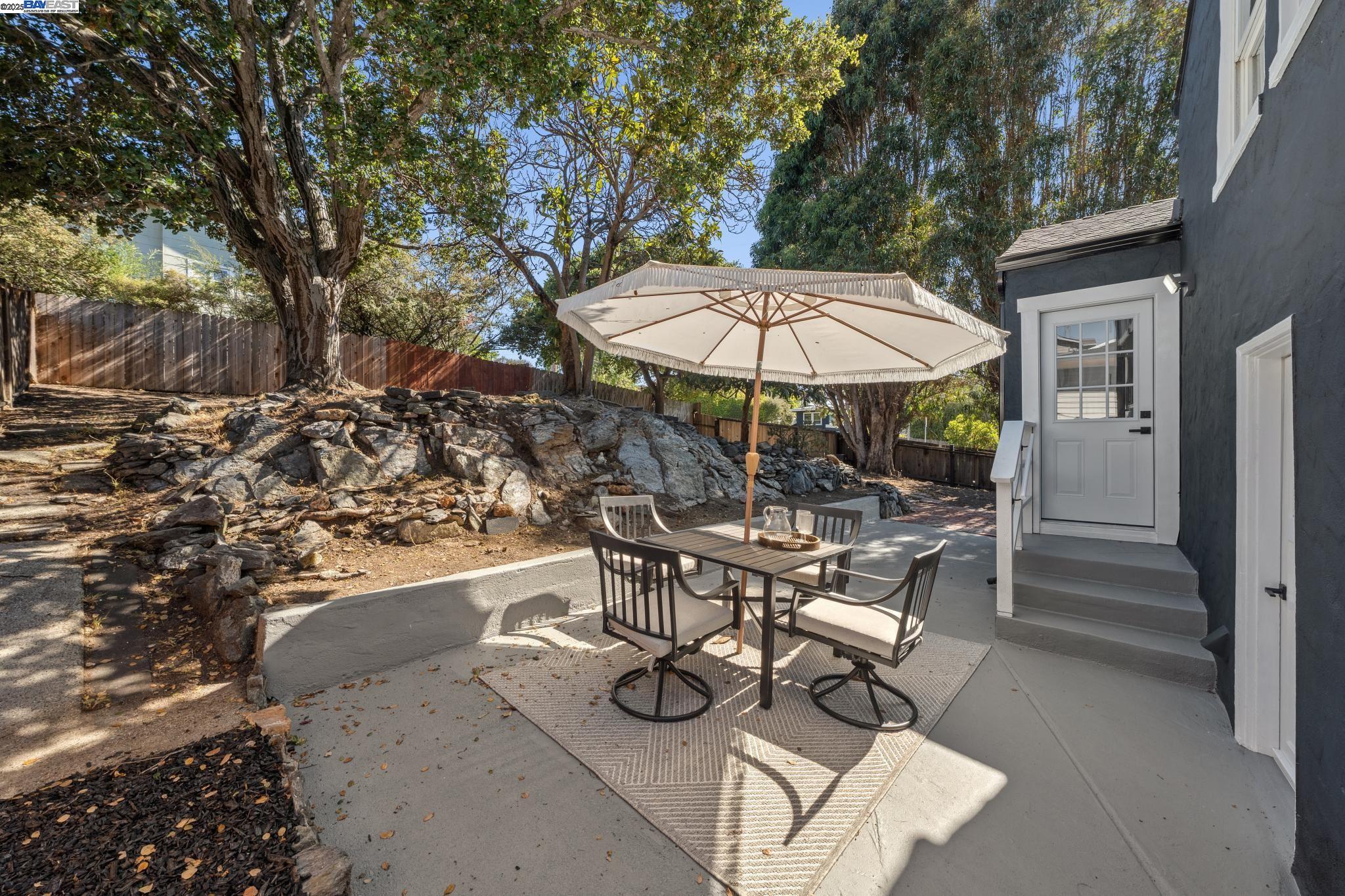 Detail Gallery Image 32 of 45 For 5400 Clinton Ave, Richmond,  CA 94805 - 2 Beds | 1 Baths