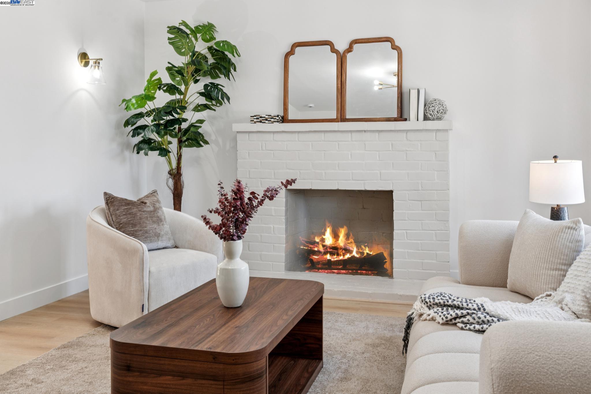 Detail Gallery Image 5 of 45 For 5400 Clinton Ave, Richmond,  CA 94805 - 2 Beds | 1 Baths