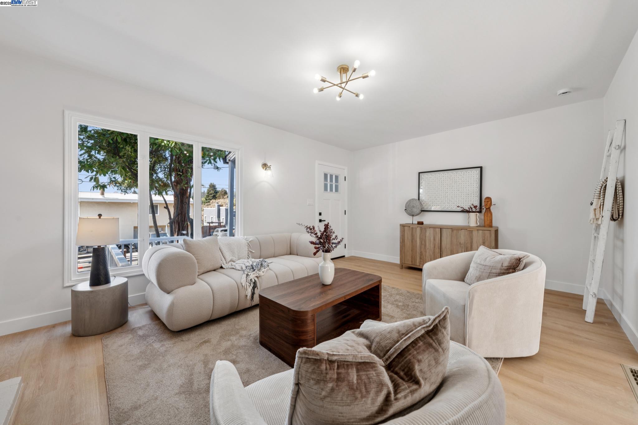 Detail Gallery Image 7 of 45 For 5400 Clinton Ave, Richmond,  CA 94805 - 2 Beds | 1 Baths