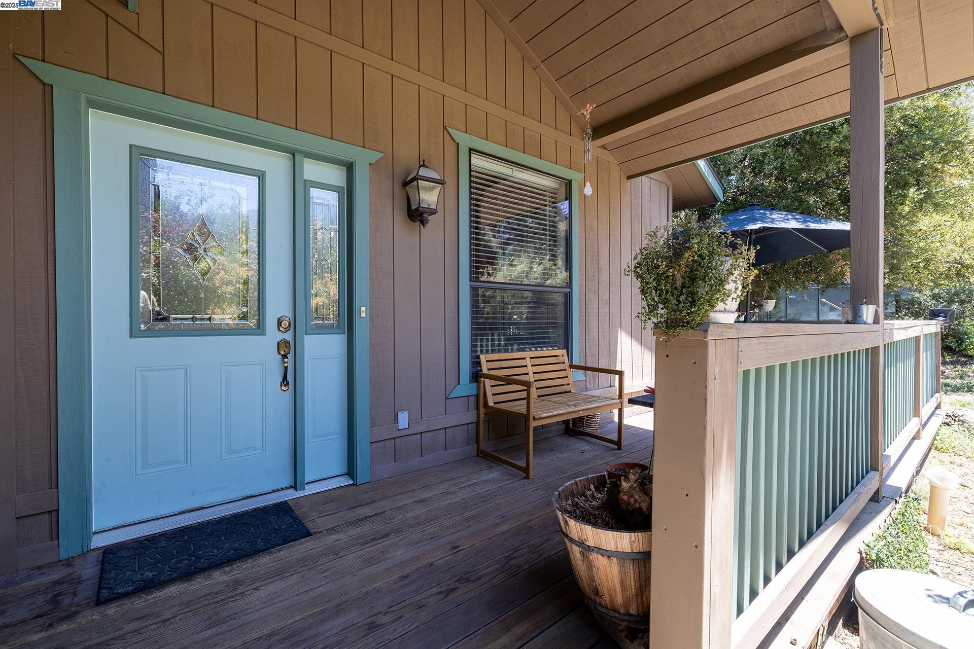 Detail Gallery Image 2 of 20 For 2048 Woodland Dr, –,  CA 93222 - 3 Beds | 3 Baths