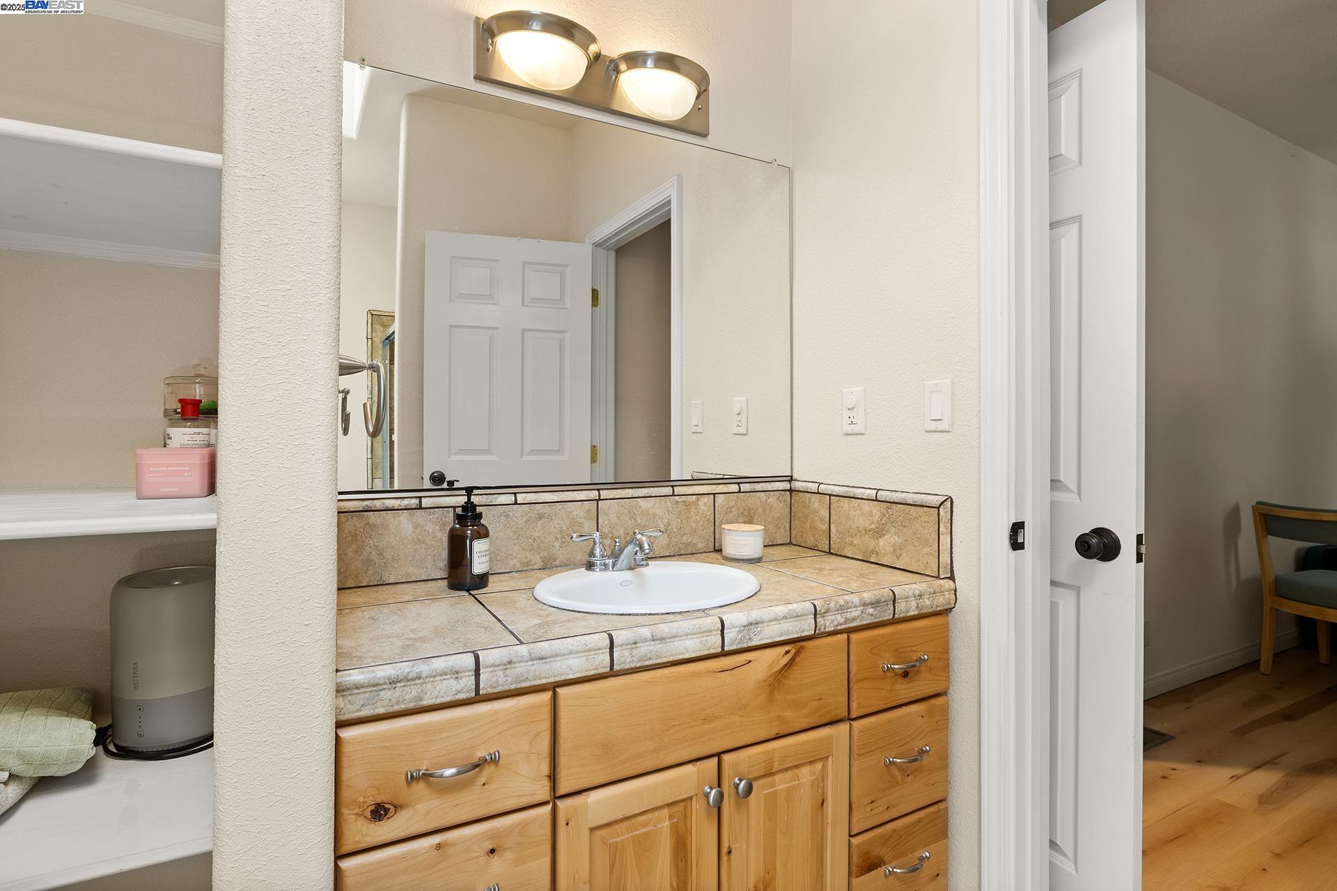 Detail Gallery Image 13 of 20 For 2048 Woodland Dr, –,  CA 93222 - 3 Beds | 3 Baths