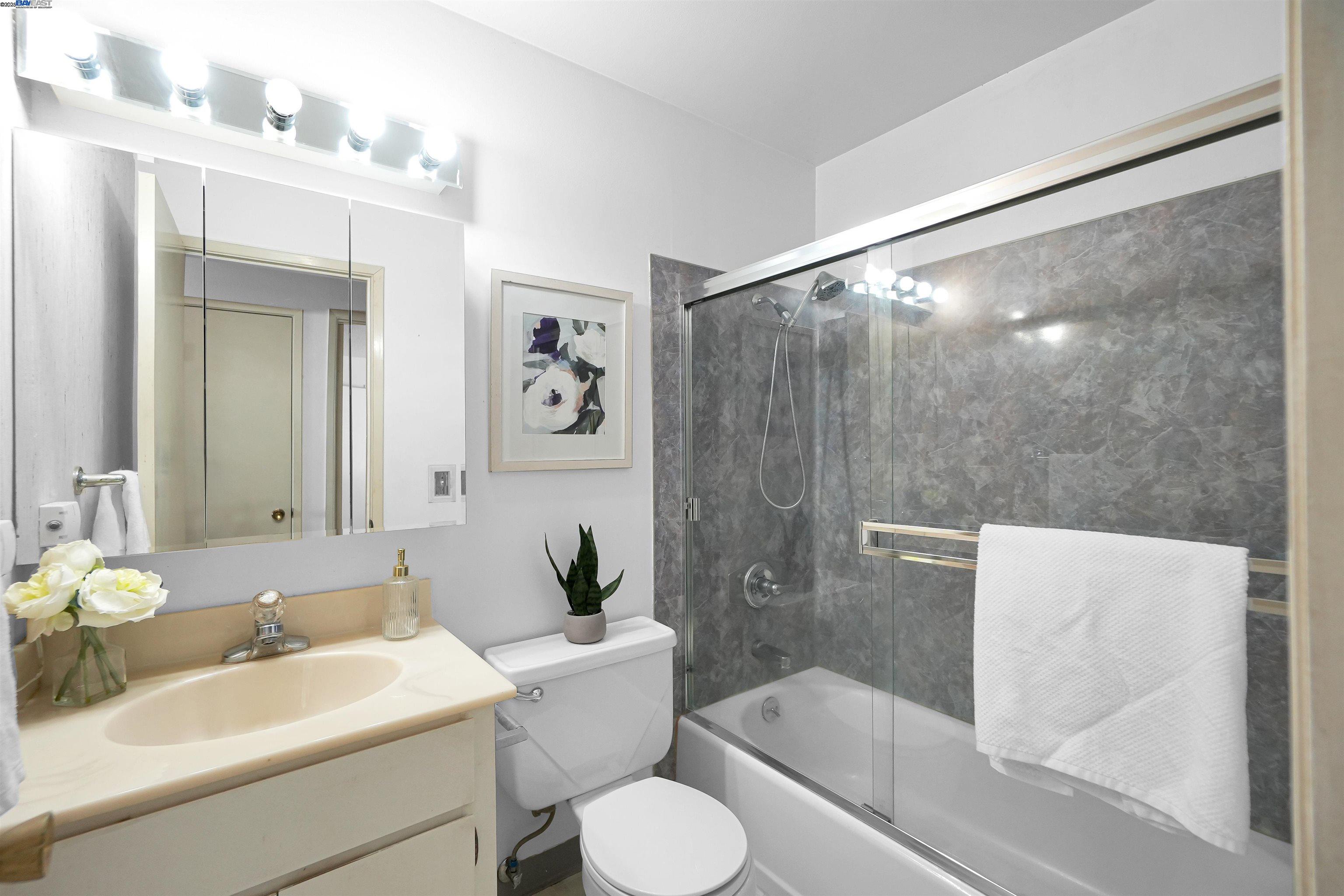 Detail Gallery Image 14 of 42 For 1357 Old Rose Pl, San Jose,  CA 95132 - 4 Beds | 2 Baths