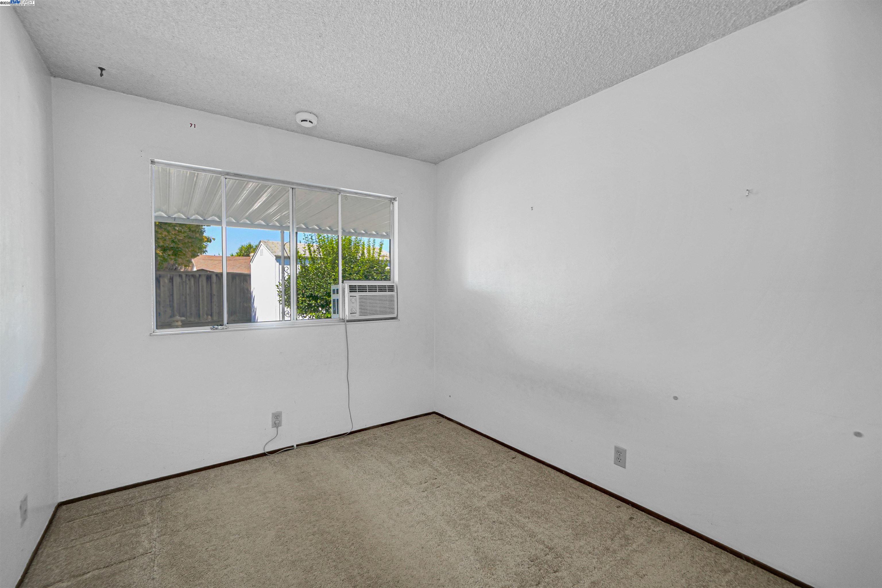 Detail Gallery Image 17 of 42 For 1357 Old Rose Pl, San Jose,  CA 95132 - 4 Beds | 2 Baths
