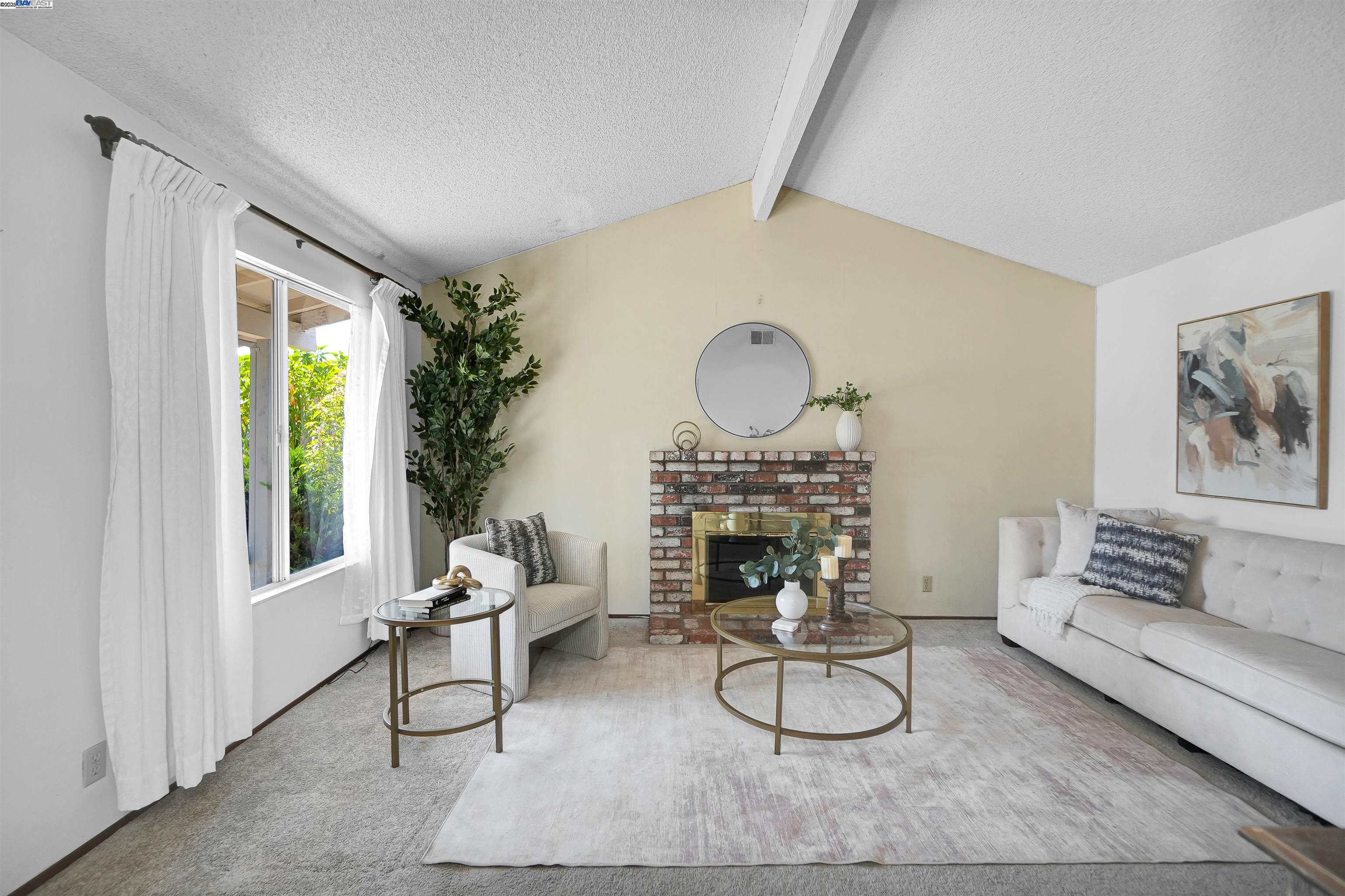 Detail Gallery Image 4 of 42 For 1357 Old Rose Pl, San Jose,  CA 95132 - 4 Beds | 2 Baths
