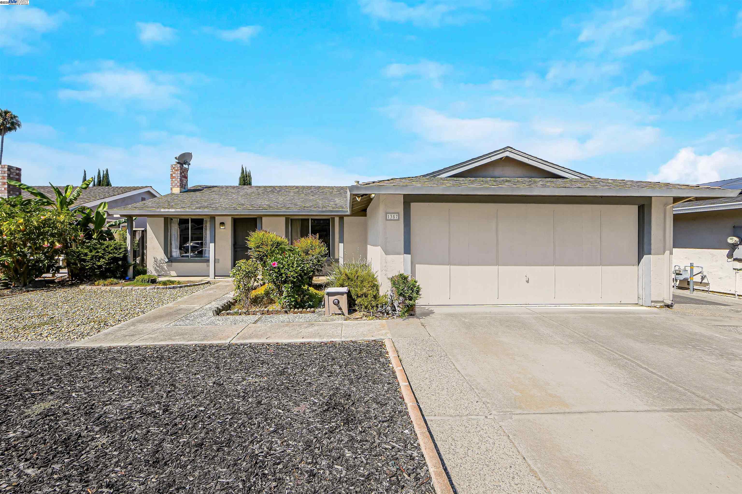 Detail Gallery Image 39 of 42 For 1357 Old Rose Pl, San Jose,  CA 95132 - 4 Beds | 2 Baths