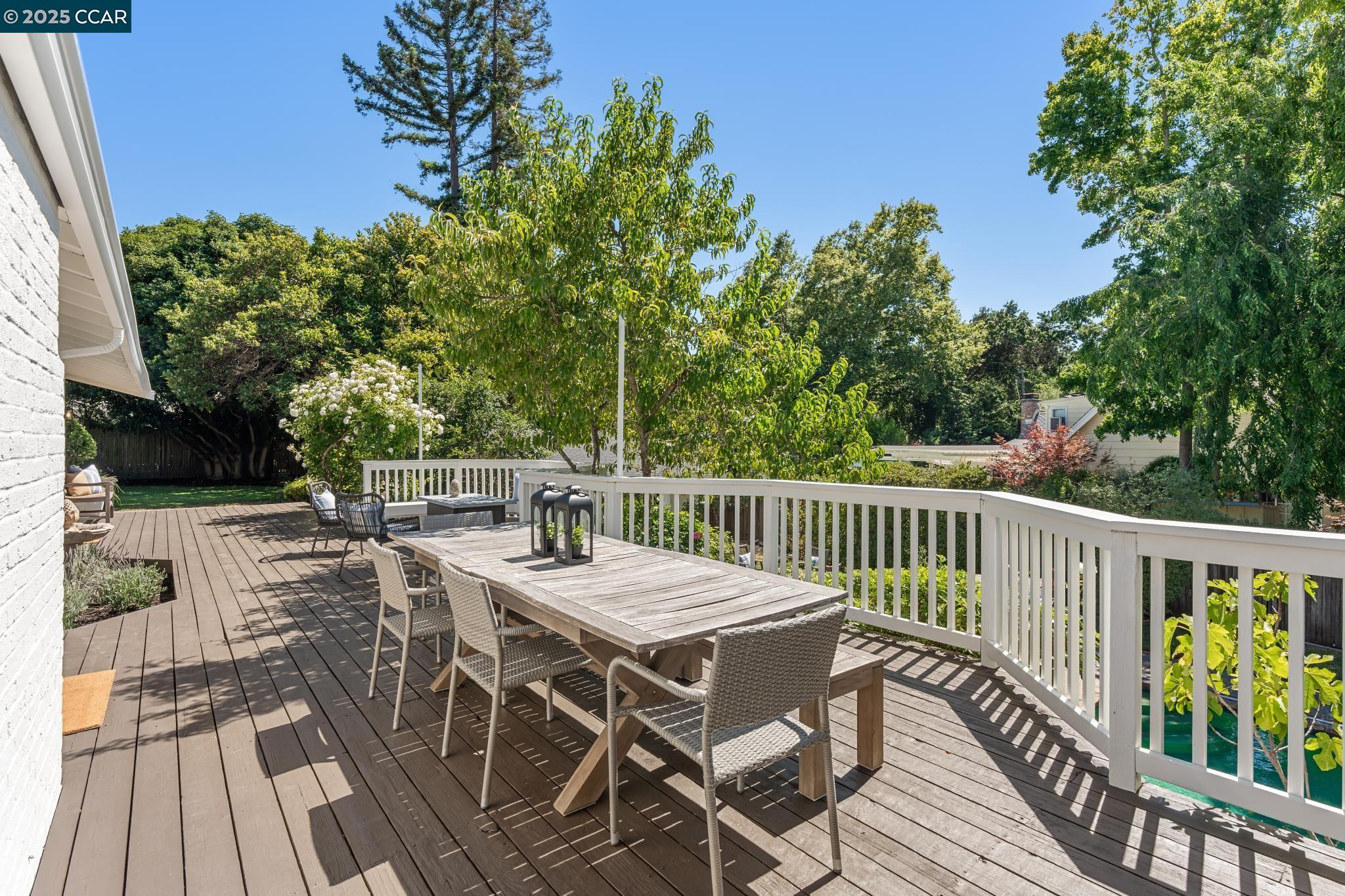 Detail Gallery Image 43 of 57 For 645 Los Palos Dr, Lafayette,  CA 94549 - 4 Beds | 2 Baths