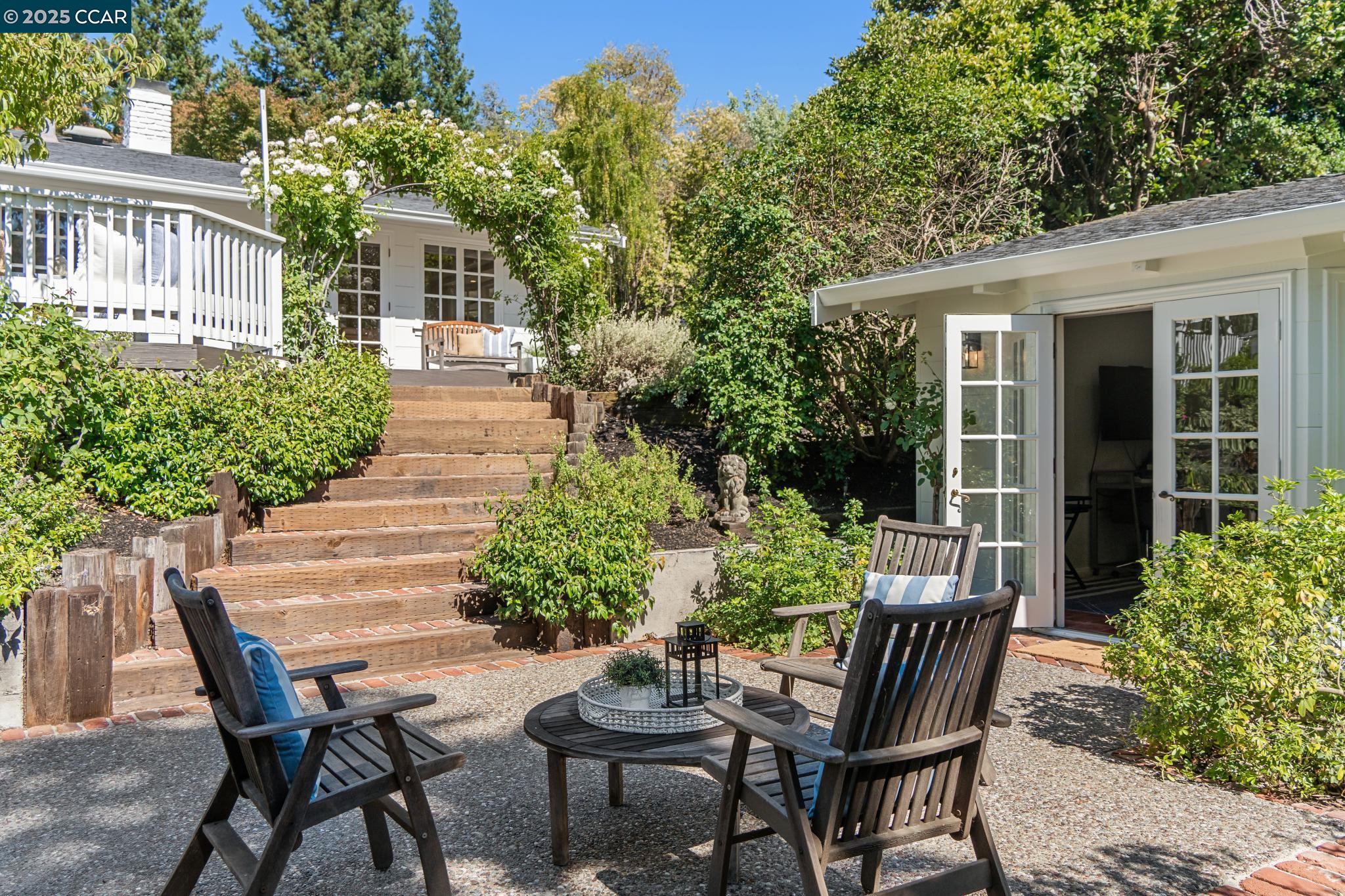 Detail Gallery Image 51 of 57 For 645 Los Palos Dr, Lafayette,  CA 94549 - 4 Beds | 2 Baths