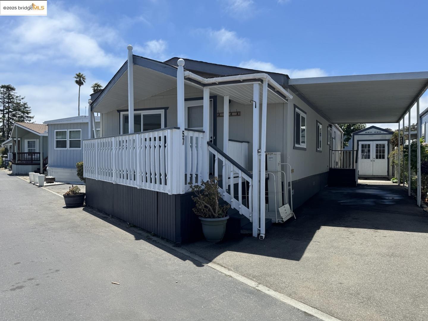 Detail Gallery Image 1 of 38 For 1555 Merrill St #57,  Santa Cruz,  CA 95062 - 2 Beds | 2 Baths