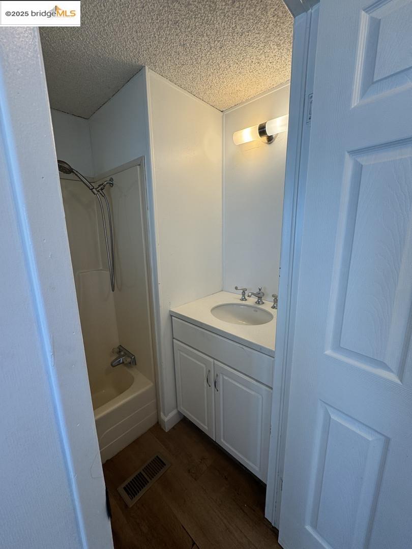 Detail Gallery Image 13 of 38 For 1555 Merrill St #57,  Santa Cruz,  CA 95062 - 2 Beds | 2 Baths