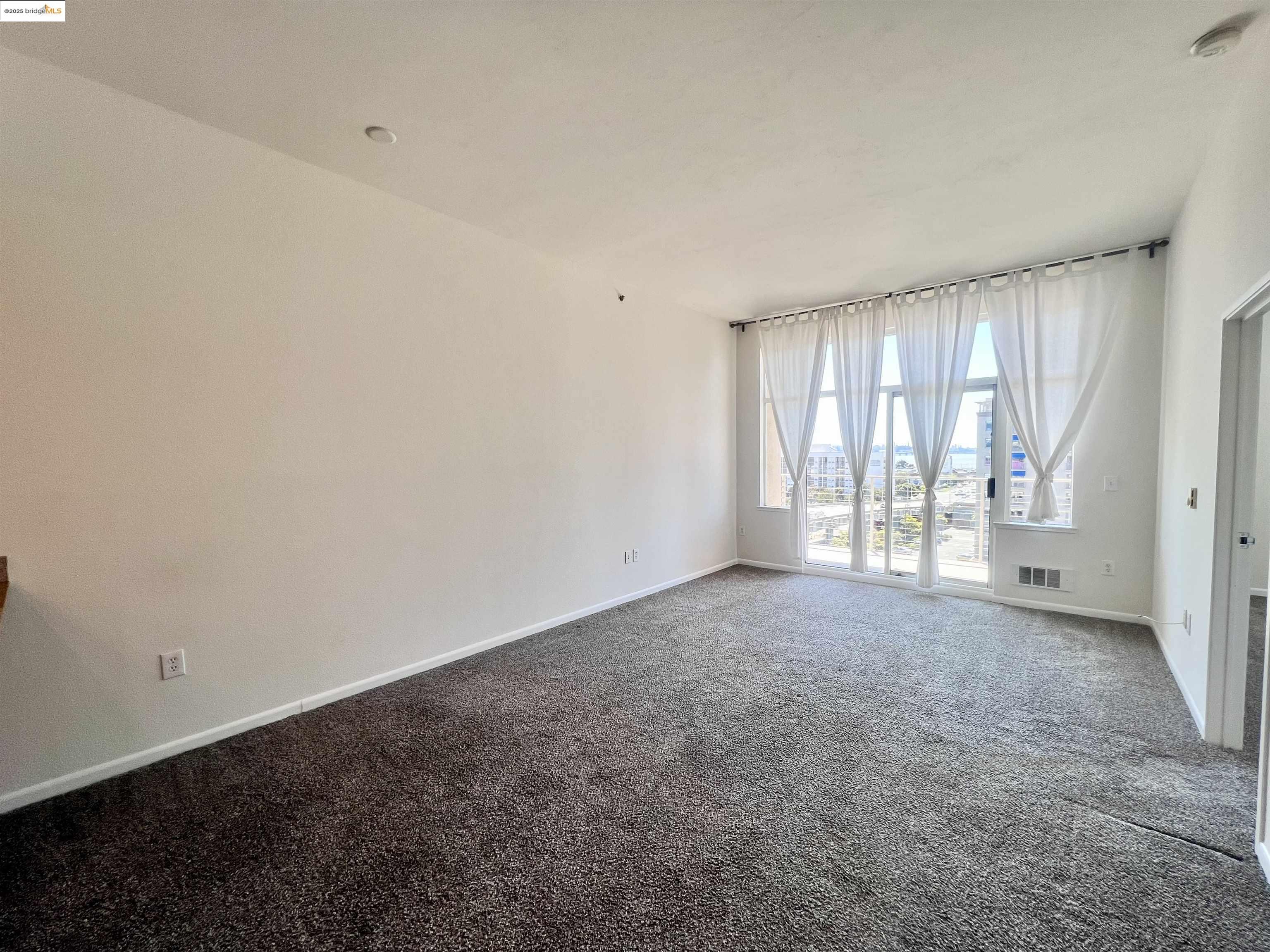Detail Gallery Image 36 of 46 For 5855 Horton St #715,  Emeryville,  CA 94608 - 1 Beds | 1 Baths