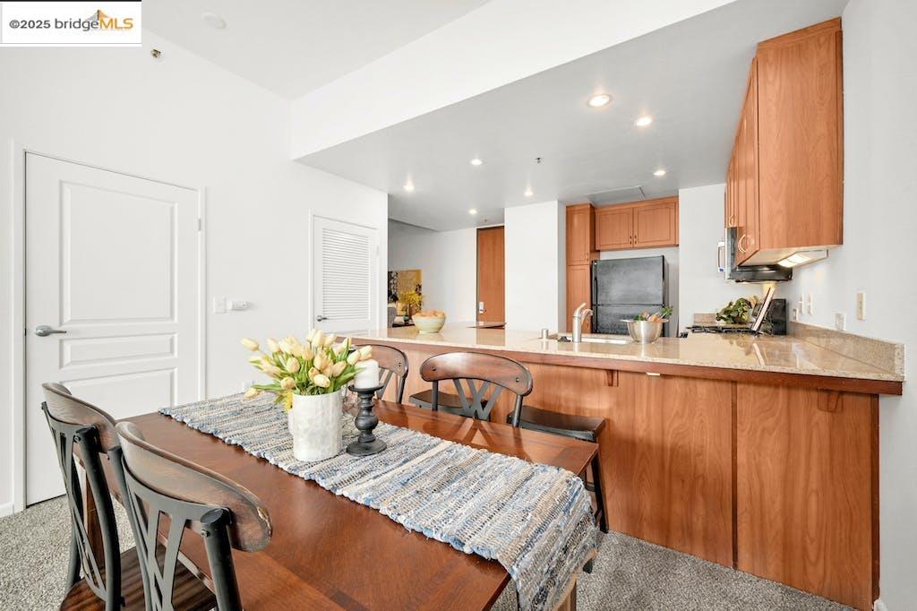 Detail Gallery Image 7 of 46 For 5855 Horton St #715,  Emeryville,  CA 94608 - 1 Beds | 1 Baths