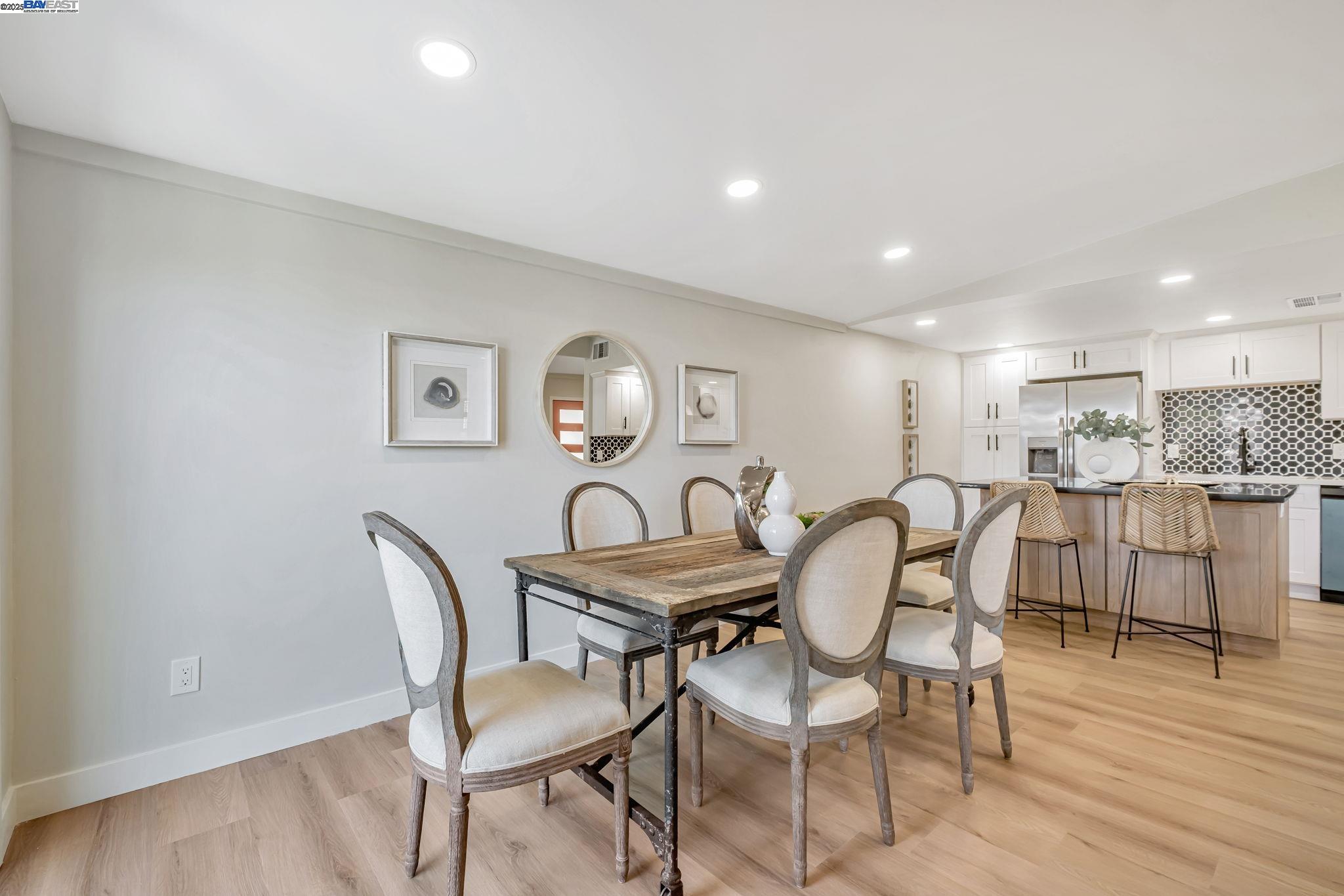 Detail Gallery Image 15 of 29 For 4715 Dogwood, Fremont,  CA 94536 - 3 Beds | 2 Baths