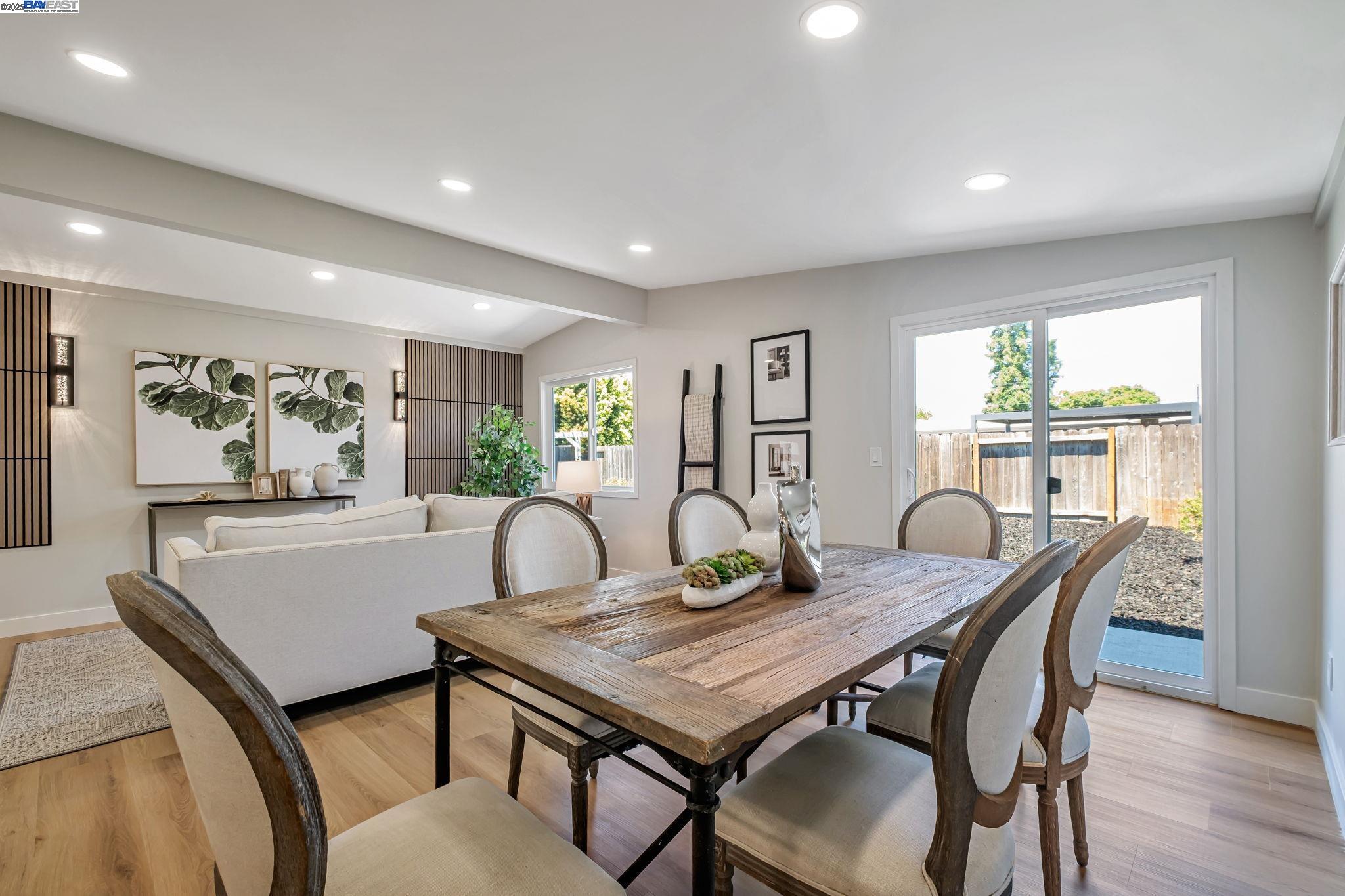 Detail Gallery Image 16 of 29 For 4715 Dogwood, Fremont,  CA 94536 - 3 Beds | 2 Baths
