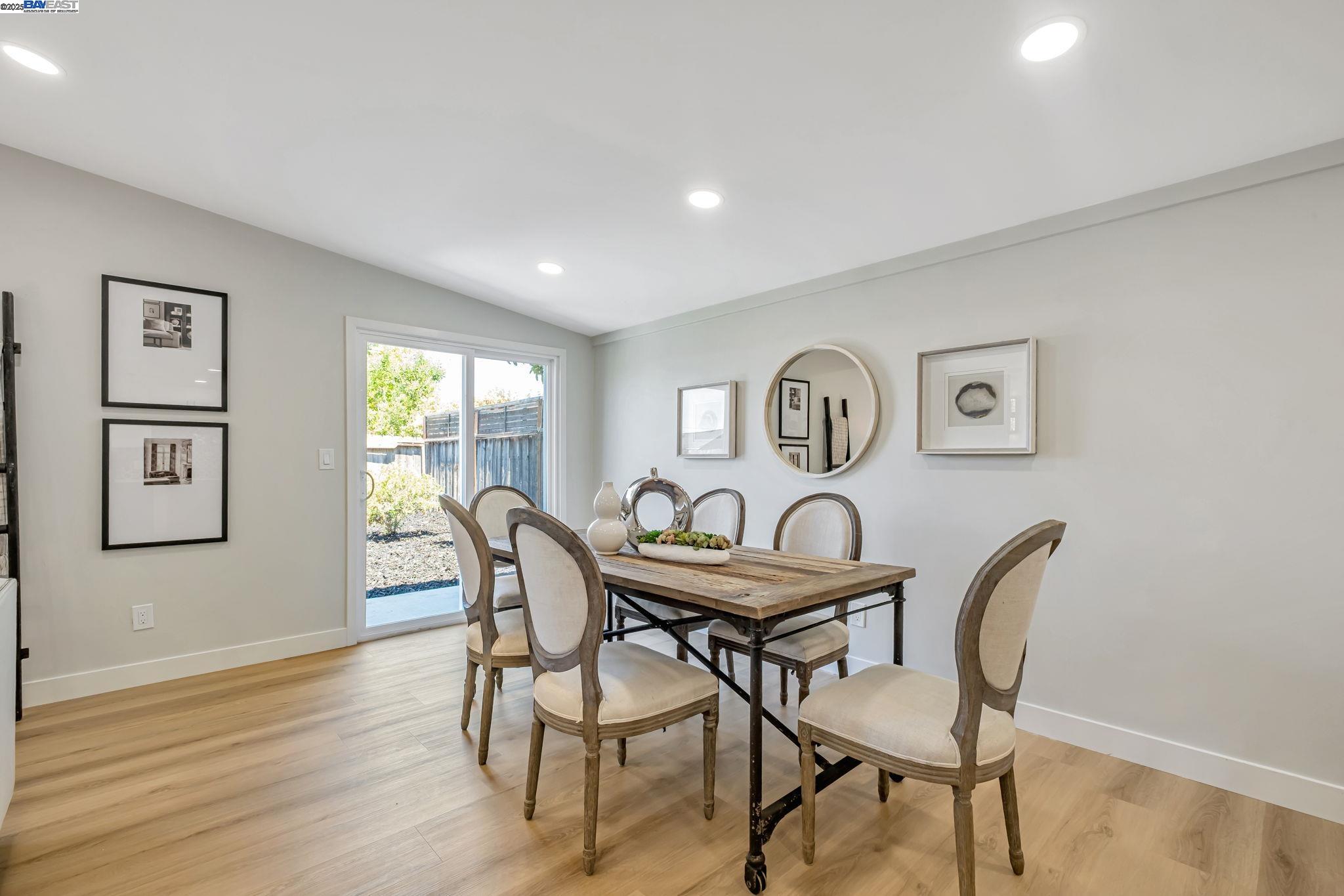 Detail Gallery Image 17 of 29 For 4715 Dogwood, Fremont,  CA 94536 - 3 Beds | 2 Baths