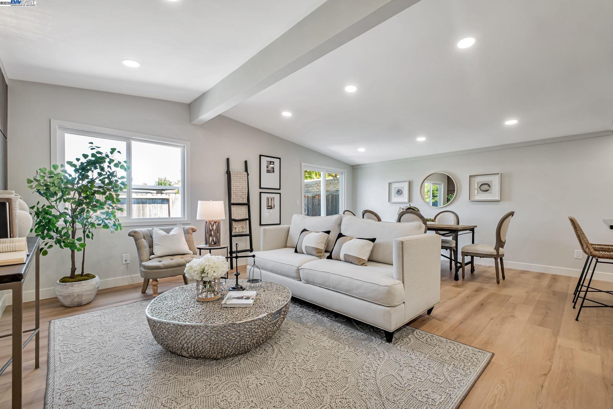 Detail Gallery Image 8 of 29 For 4715 Dogwood, Fremont,  CA 94536 - 3 Beds | 2 Baths