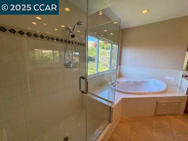 Detail Gallery Image 17 of 29 For 2175 Sky View Ct, Moraga,  CA 94556 - 4 Beds | 3/1 Baths
