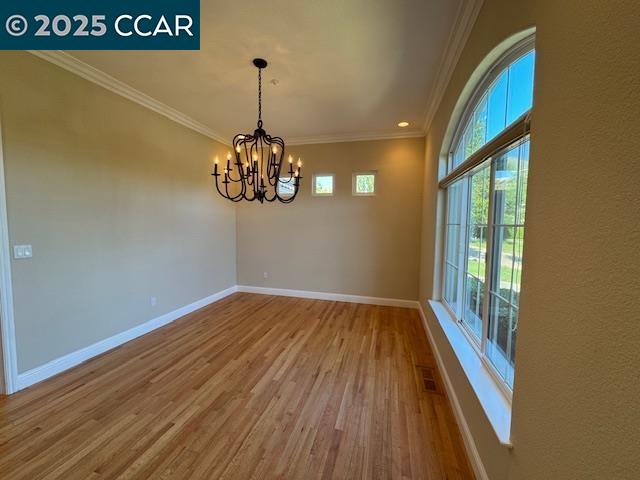 Detail Gallery Image 4 of 29 For 2175 Sky View Ct, Moraga,  CA 94556 - 4 Beds | 3/1 Baths