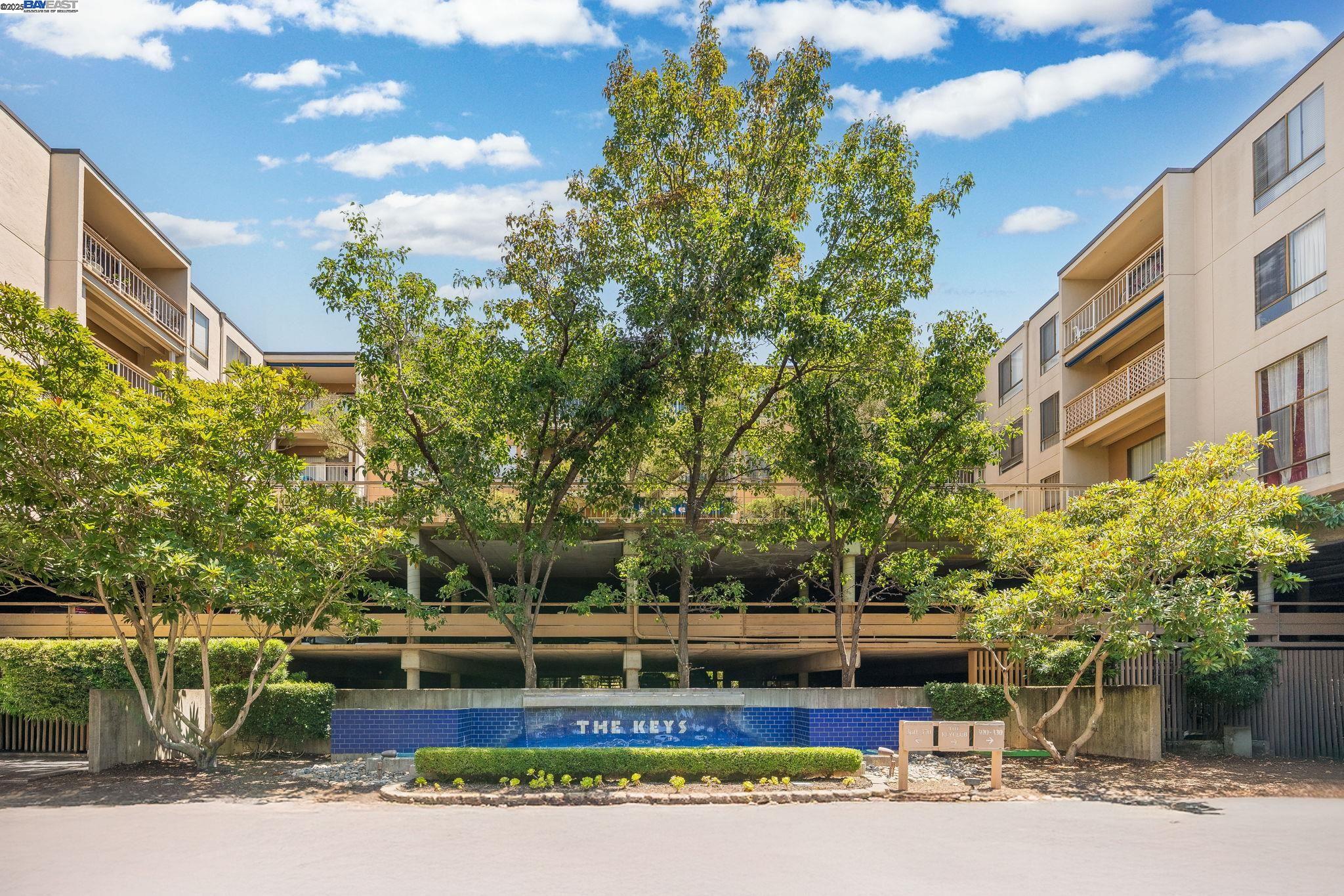 Detail Gallery Image 11 of 18 For 300 N Civic Dr #403,  Walnut Creek,  CA 94596 - 1 Beds | 1 Baths