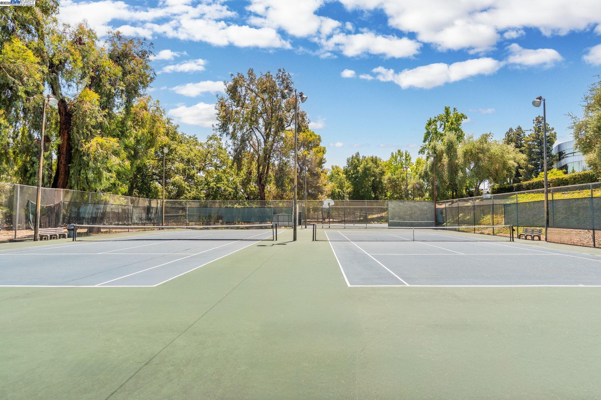 Detail Gallery Image 13 of 18 For 300 N Civic Dr #403,  Walnut Creek,  CA 94596 - 1 Beds | 1 Baths