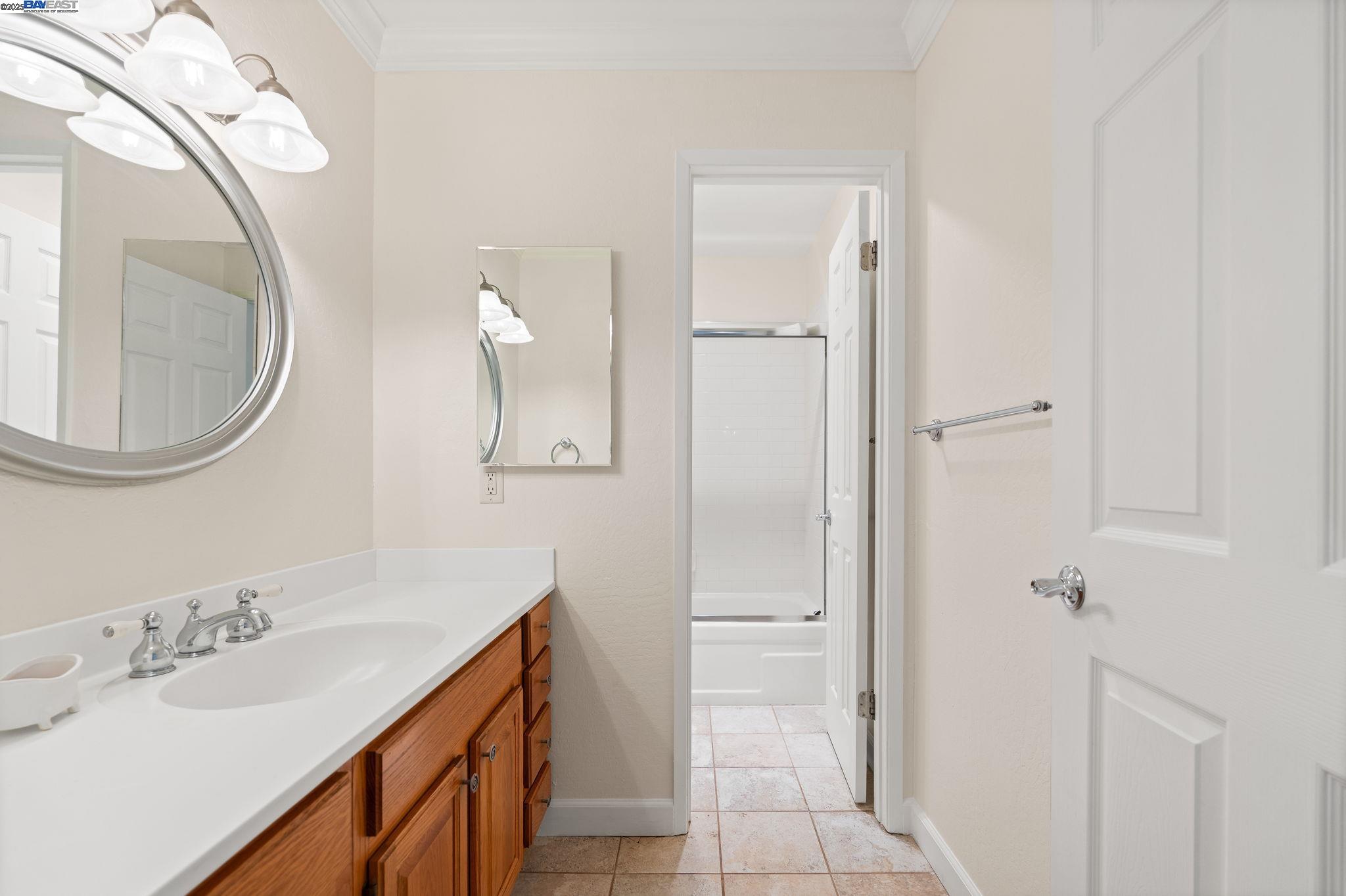 Detail Gallery Image 6 of 19 For 300 N Civic Dr #403,  Walnut Creek,  CA 94596 - 1 Beds | 1 Baths