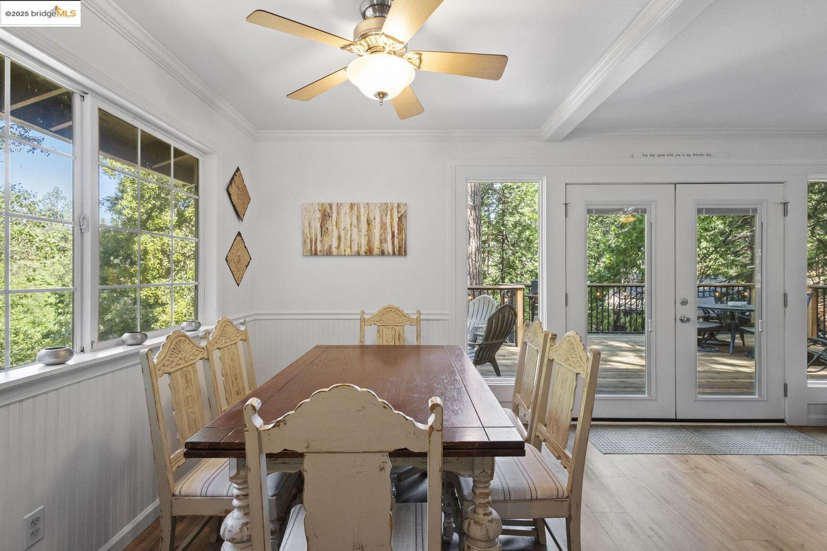 Detail Gallery Image 9 of 49 For 23565 Lakewood Dr, Twain Harte,  CA 95383 - 3 Beds | 2 Baths
