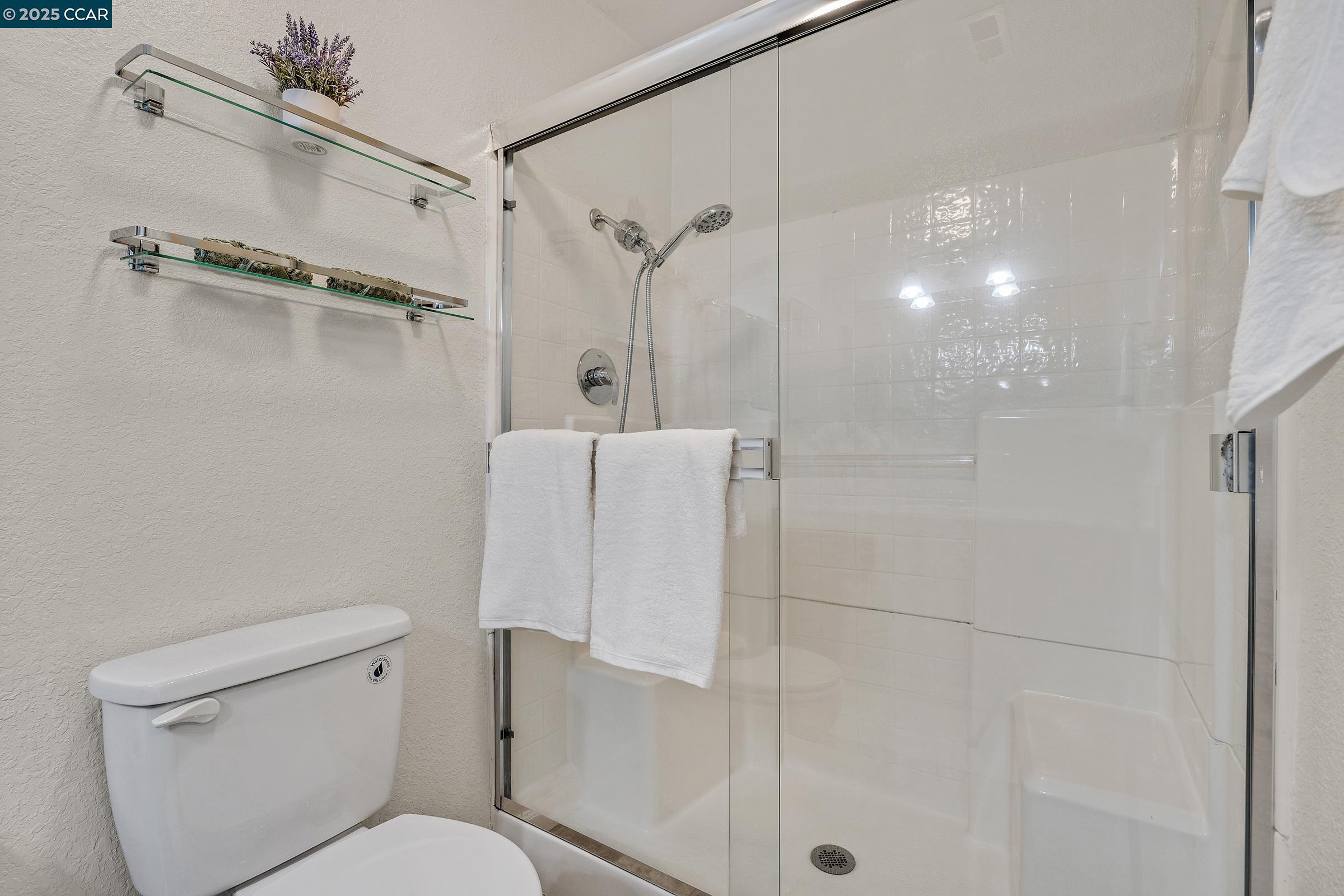 Detail Gallery Image 24 of 41 For 1668 Parkside Dr, Walnut Creek,  CA 94597 - 2 Beds | 2/1 Baths