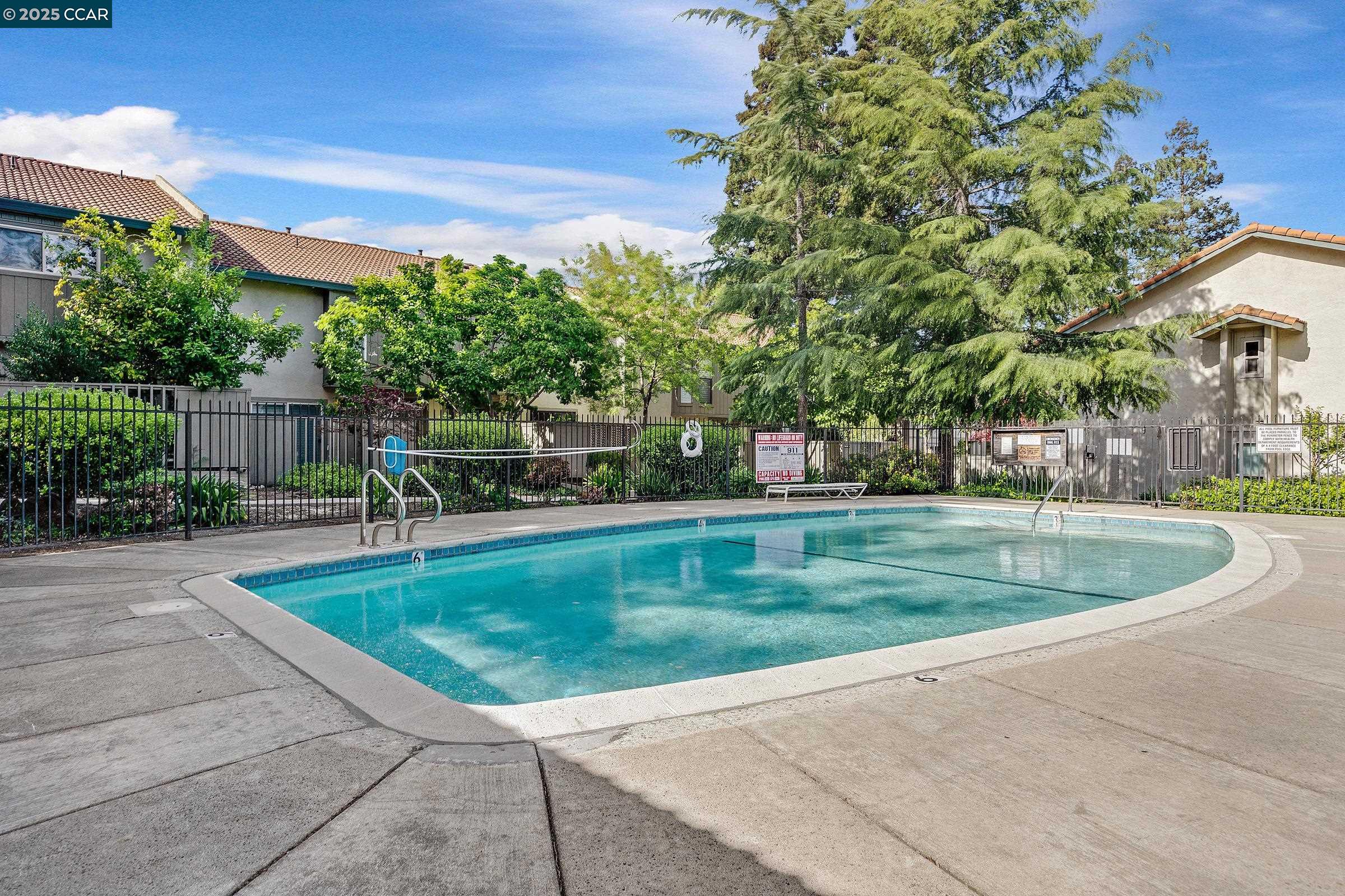 Detail Gallery Image 39 of 41 For 1668 Parkside Dr, Walnut Creek,  CA 94597 - 2 Beds | 2/1 Baths