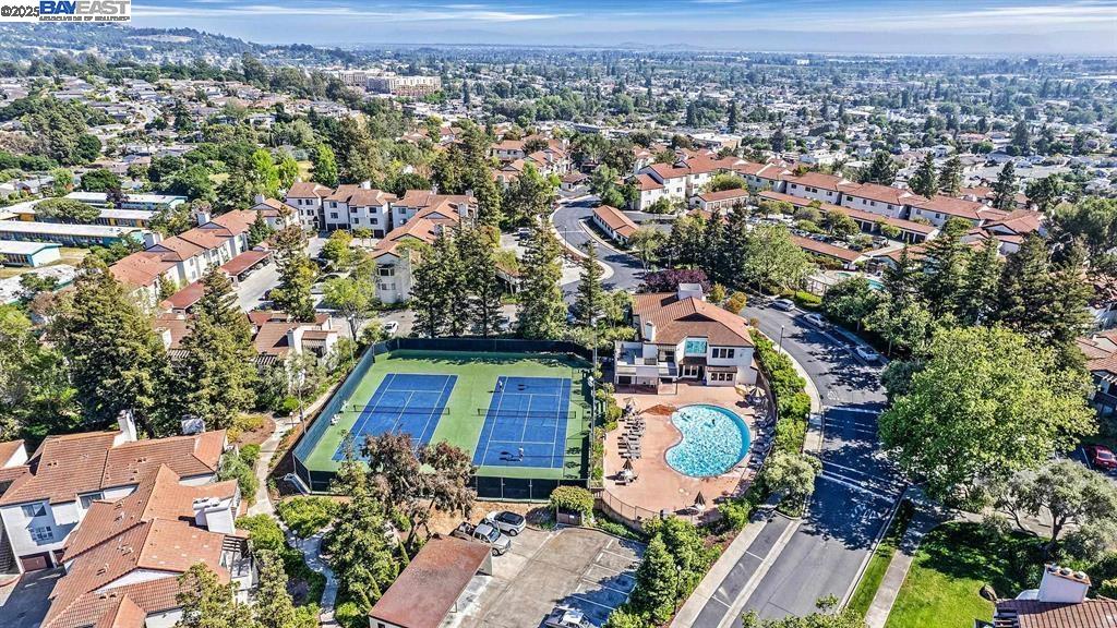 MLS: 41105478 Condo For Sale