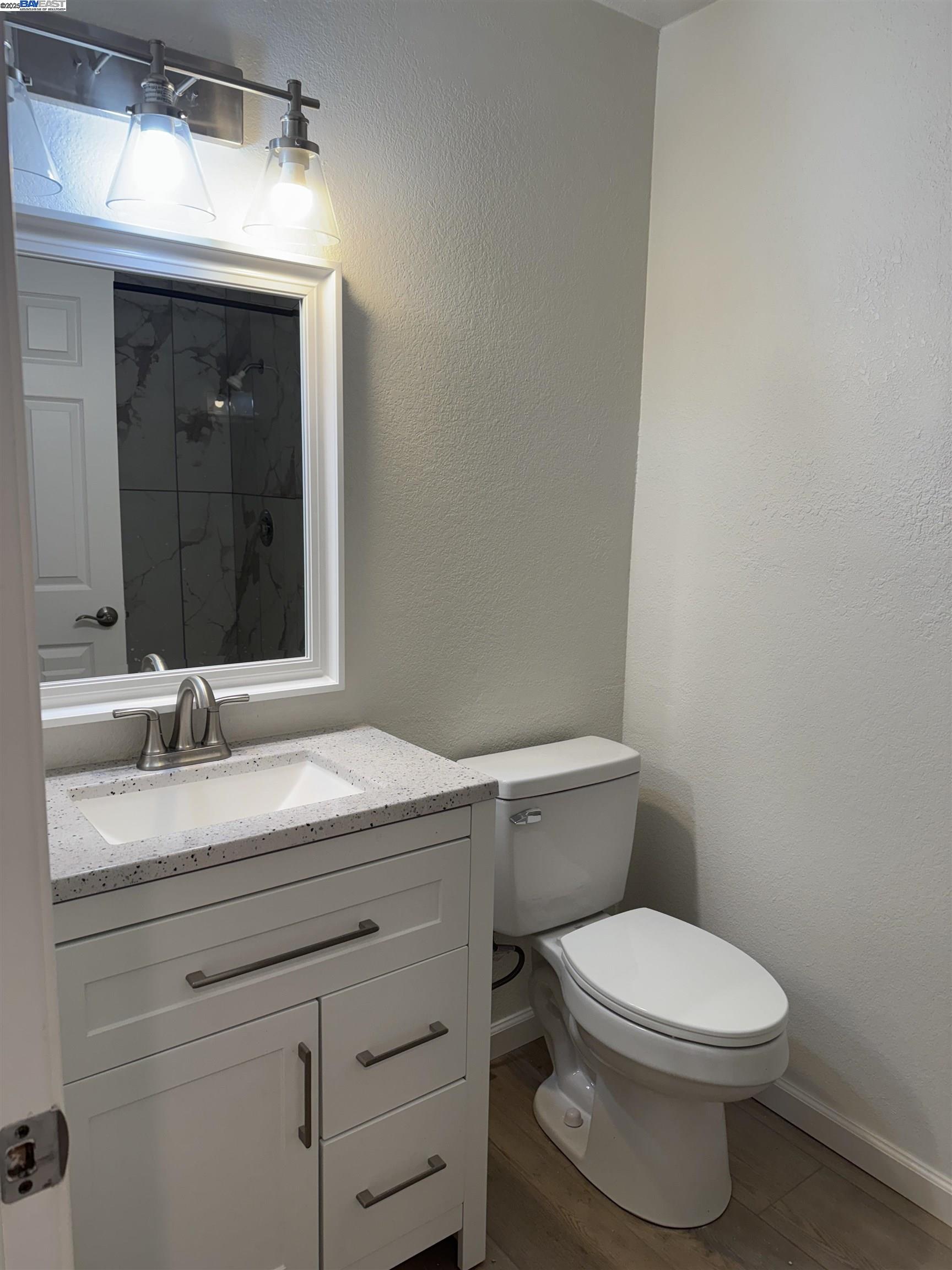 Detail Gallery Image 9 of 16 For 7595 Canyon Meadow Cir #B,  Pleasanton,  CA 94588 - 3 Beds | 2 Baths