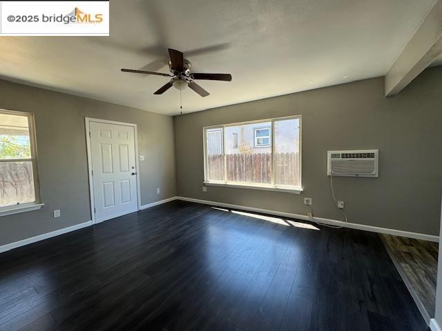 Detail Gallery Image 5 of 14 For 504 W 15th St, Antioch,  CA 94509 - 2 Beds | 1 Baths