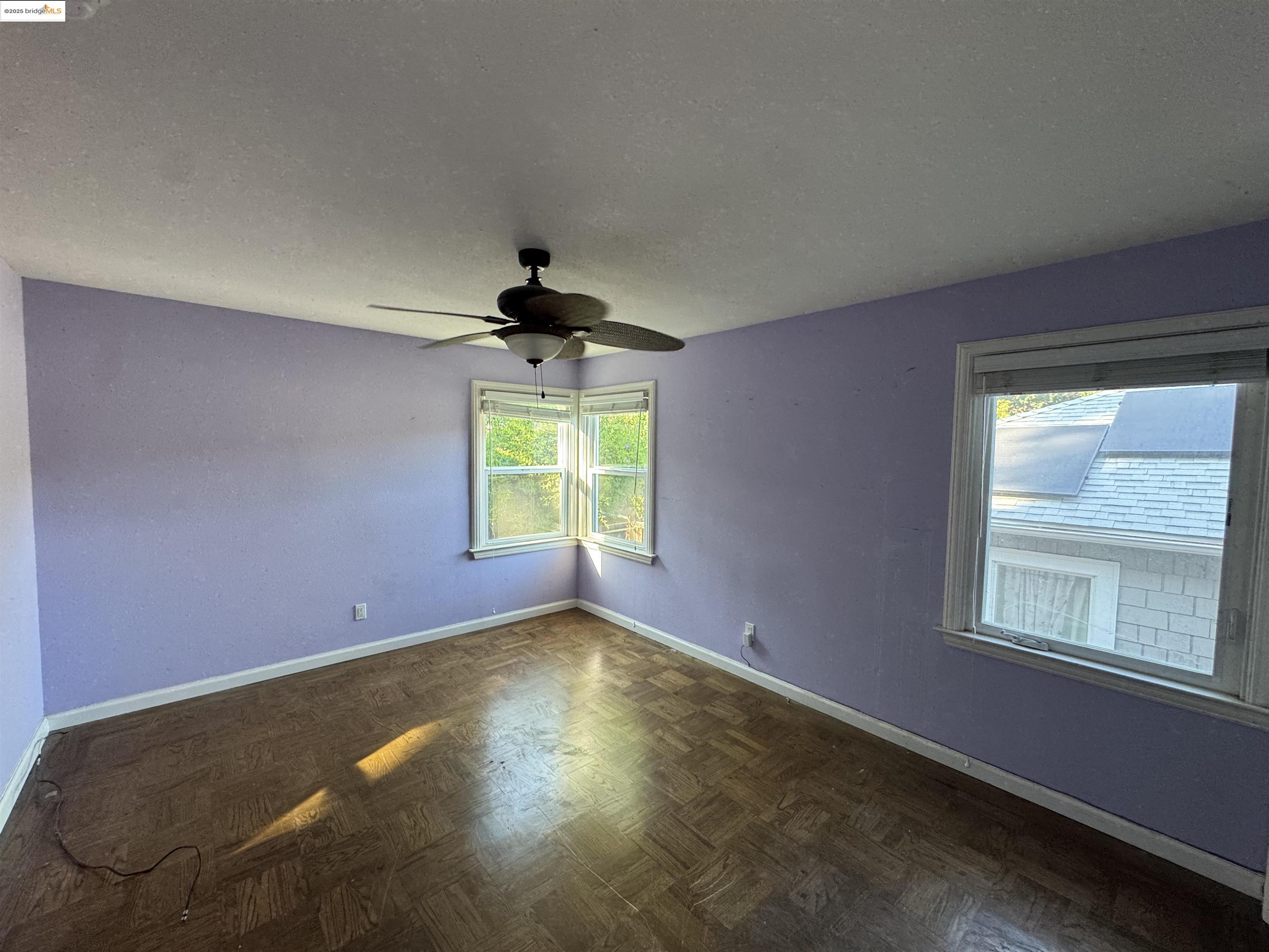 Detail Gallery Image 15 of 40 For 2701 Oliver Ave, Oakland,  CA 94605 - 2 Beds | 1/1 Baths