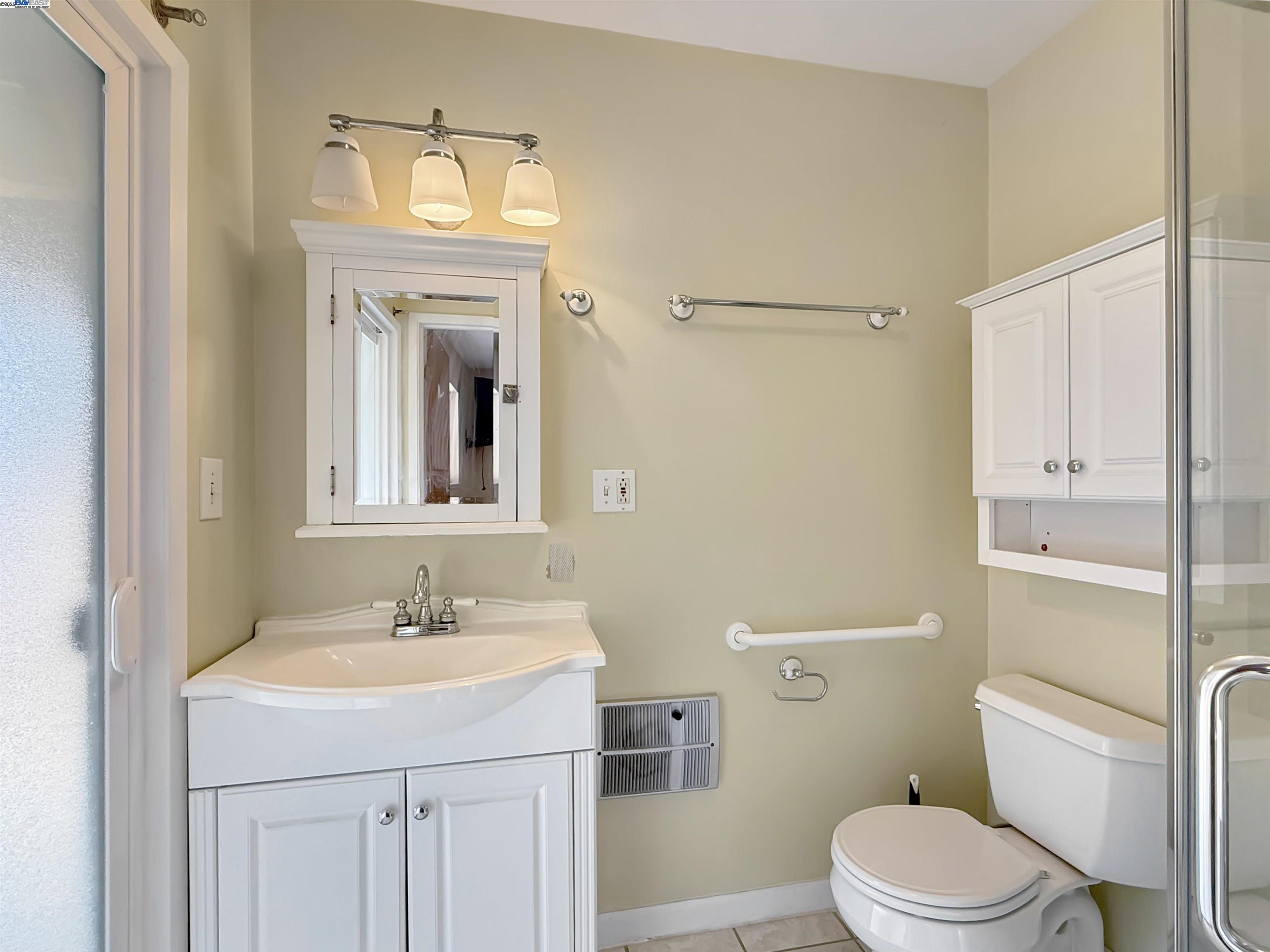 Detail Gallery Image 15 of 28 For 33845 Washington Ave, Union City,  CA 94587 - 3 Beds | 2 Baths