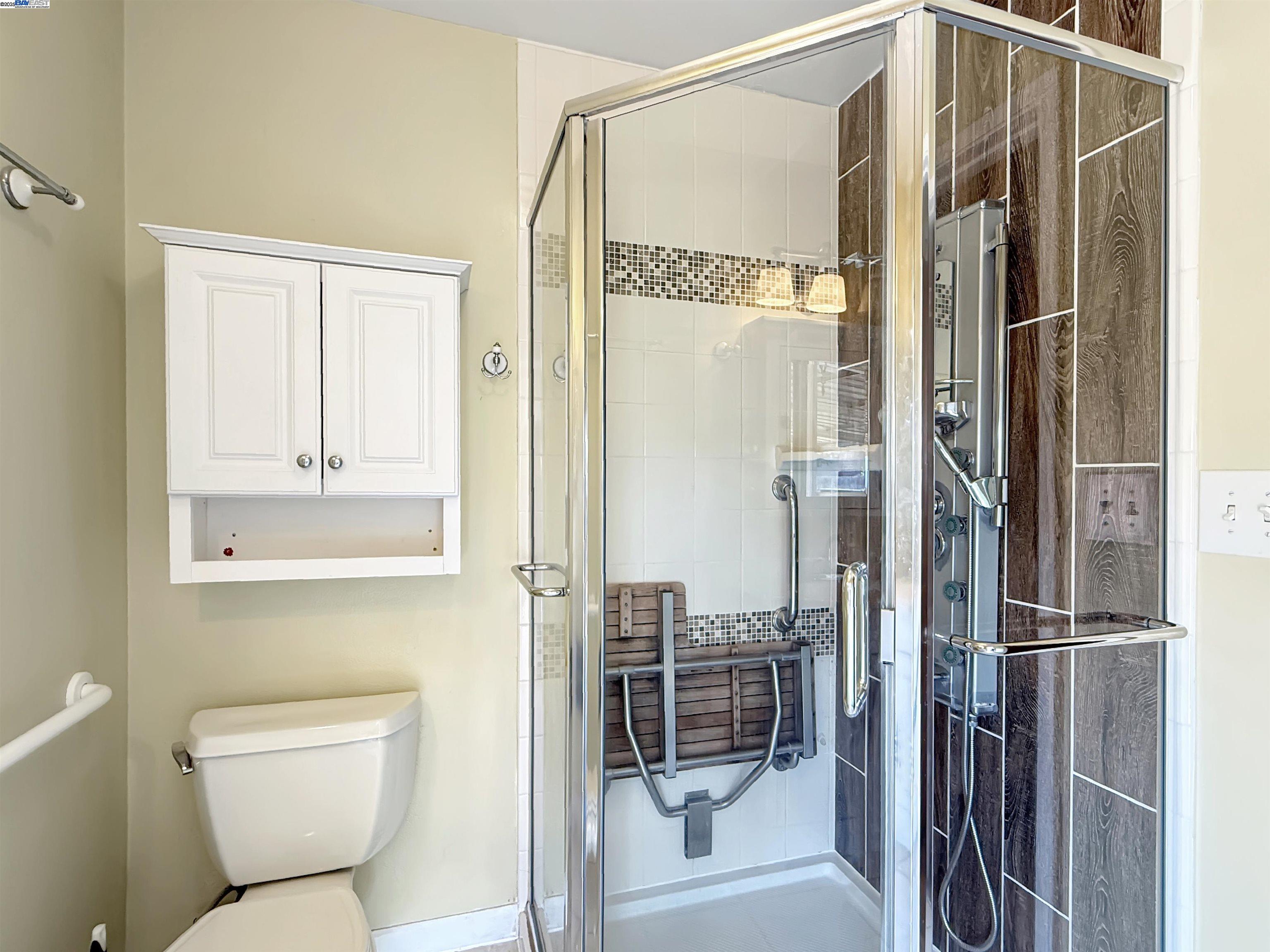 Detail Gallery Image 16 of 28 For 33845 Washington Ave, Union City,  CA 94587 - 3 Beds | 2 Baths