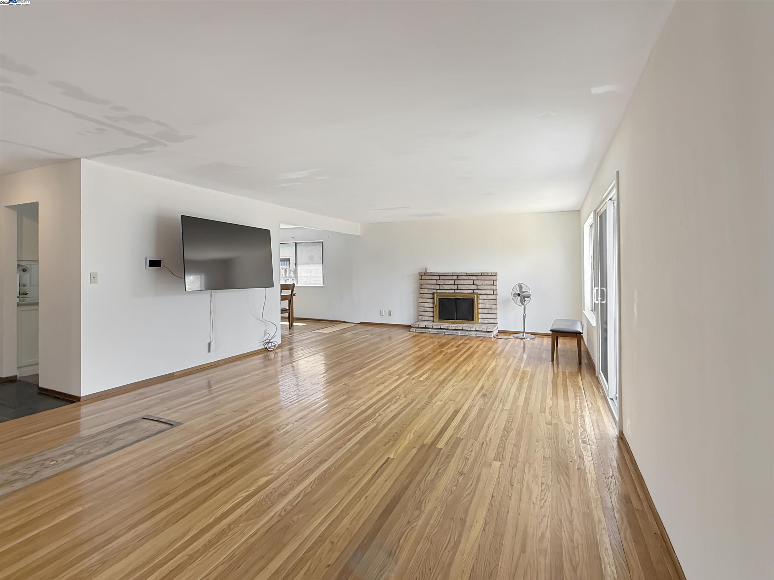 Detail Gallery Image 10 of 28 For 33845 Washington Ave, Union City,  CA 94587 - 3 Beds | 2 Baths