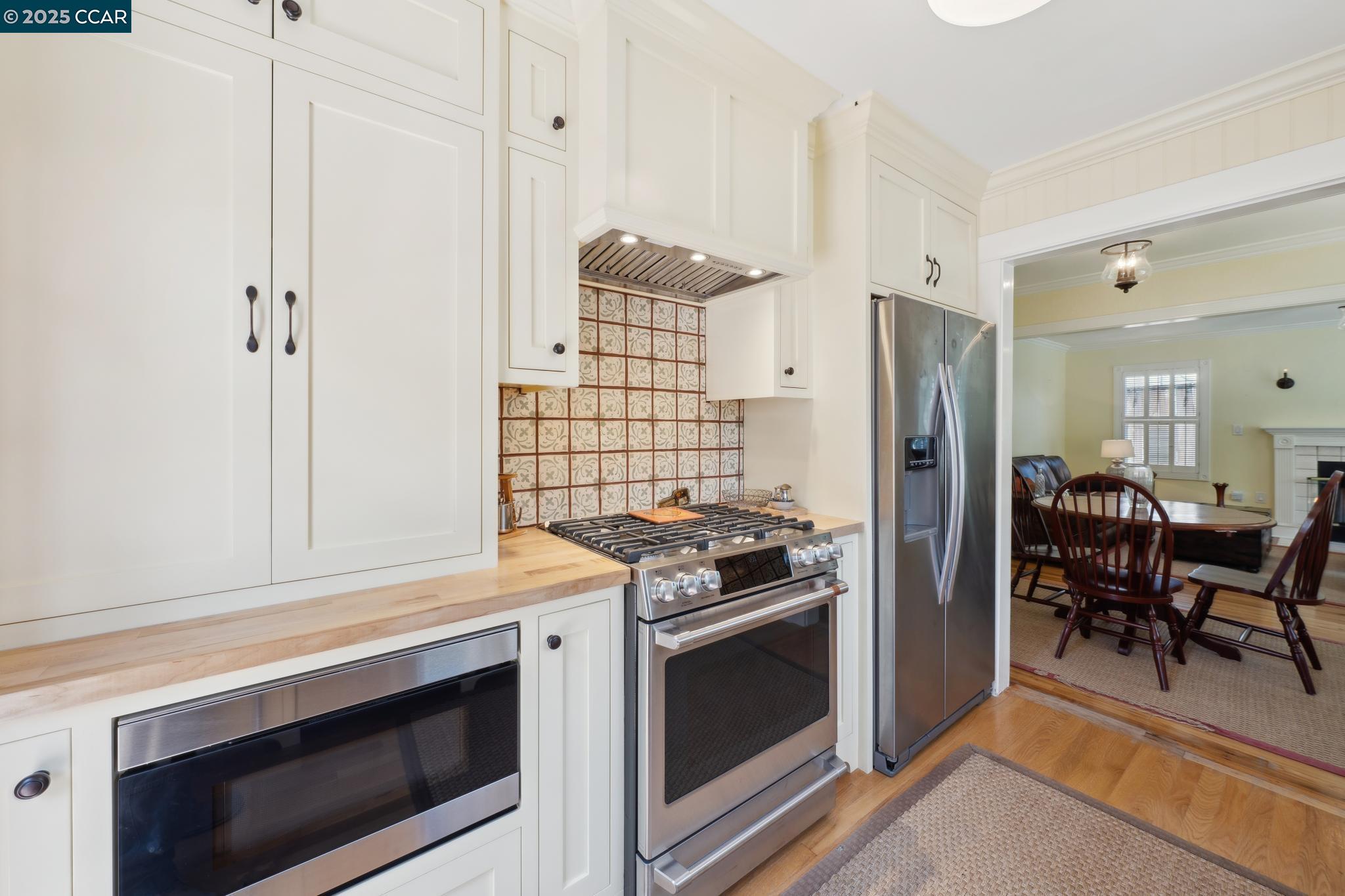 Detail Gallery Image 18 of 40 For 321 F Street, Martinez,  CA 94553-3133 - 3 Beds | 2 Baths