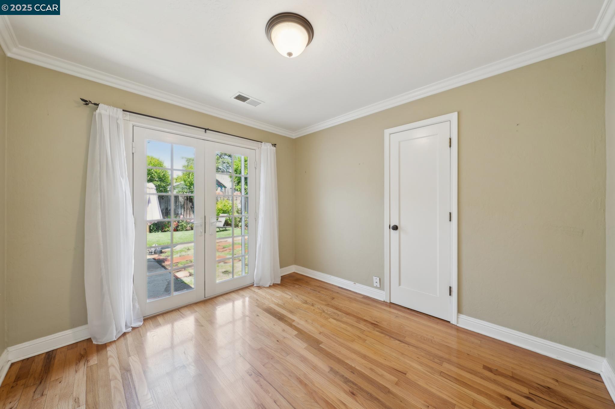 Detail Gallery Image 25 of 40 For 321 F Street, Martinez,  CA 94553-3133 - 3 Beds | 2 Baths