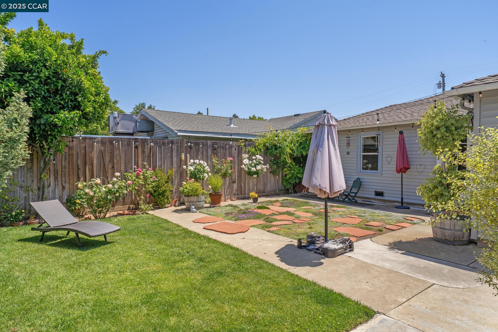 Detail Gallery Image 36 of 40 For 321 F Street, Martinez,  CA 94553-3133 - 3 Beds | 2 Baths
