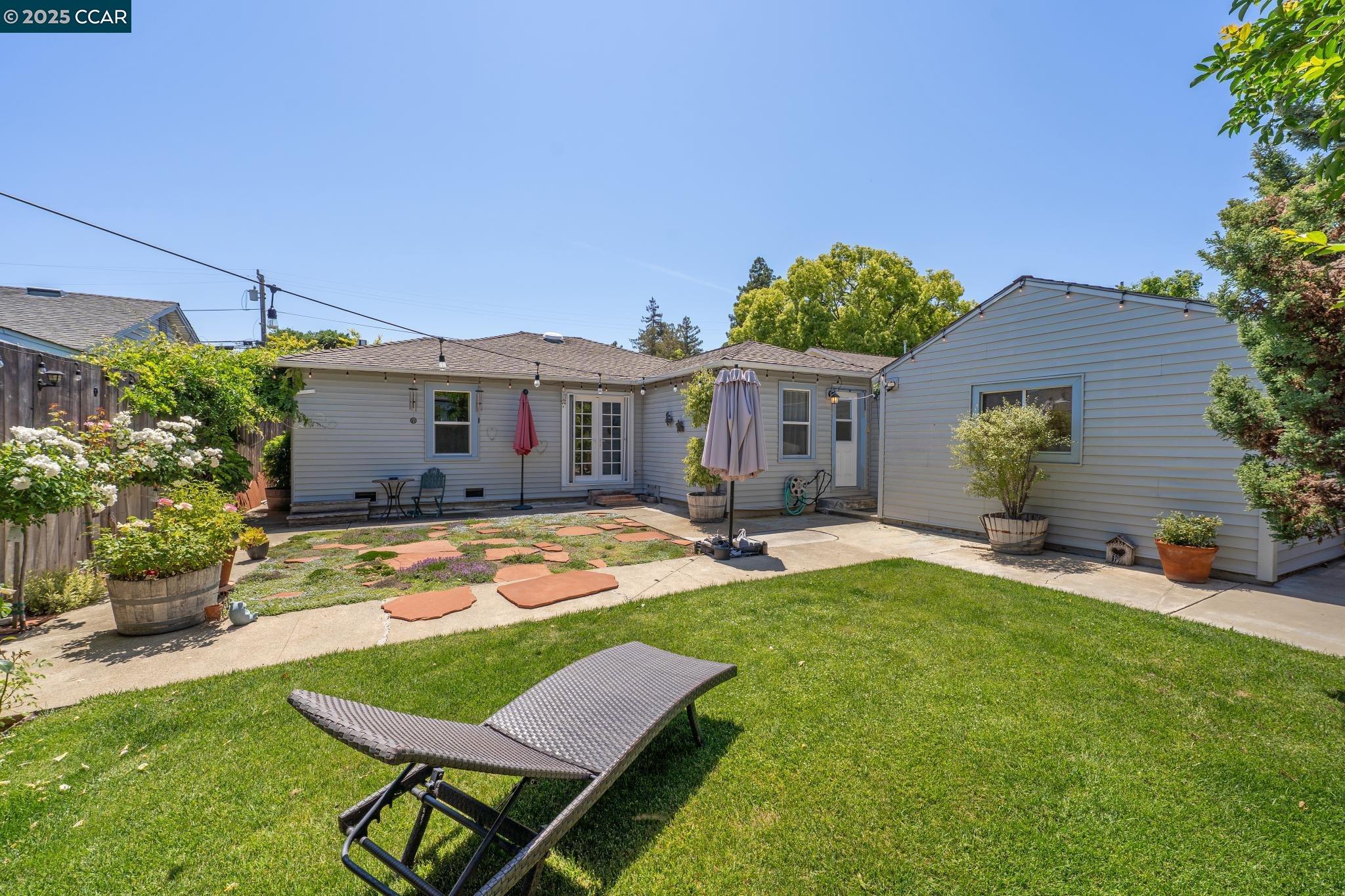 Detail Gallery Image 37 of 40 For 321 F Street, Martinez,  CA 94553-3133 - 3 Beds | 2 Baths