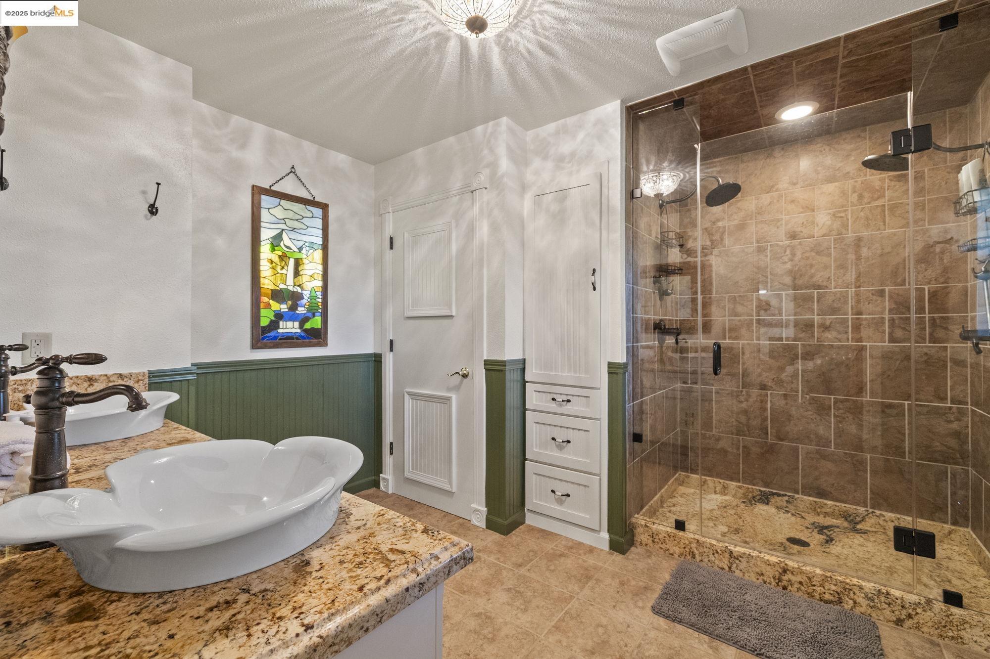 Detail Gallery Image 23 of 36 For 23009 Red Wing Trl, Twain Harte,  CA 95383 - 3 Beds | 3 Baths