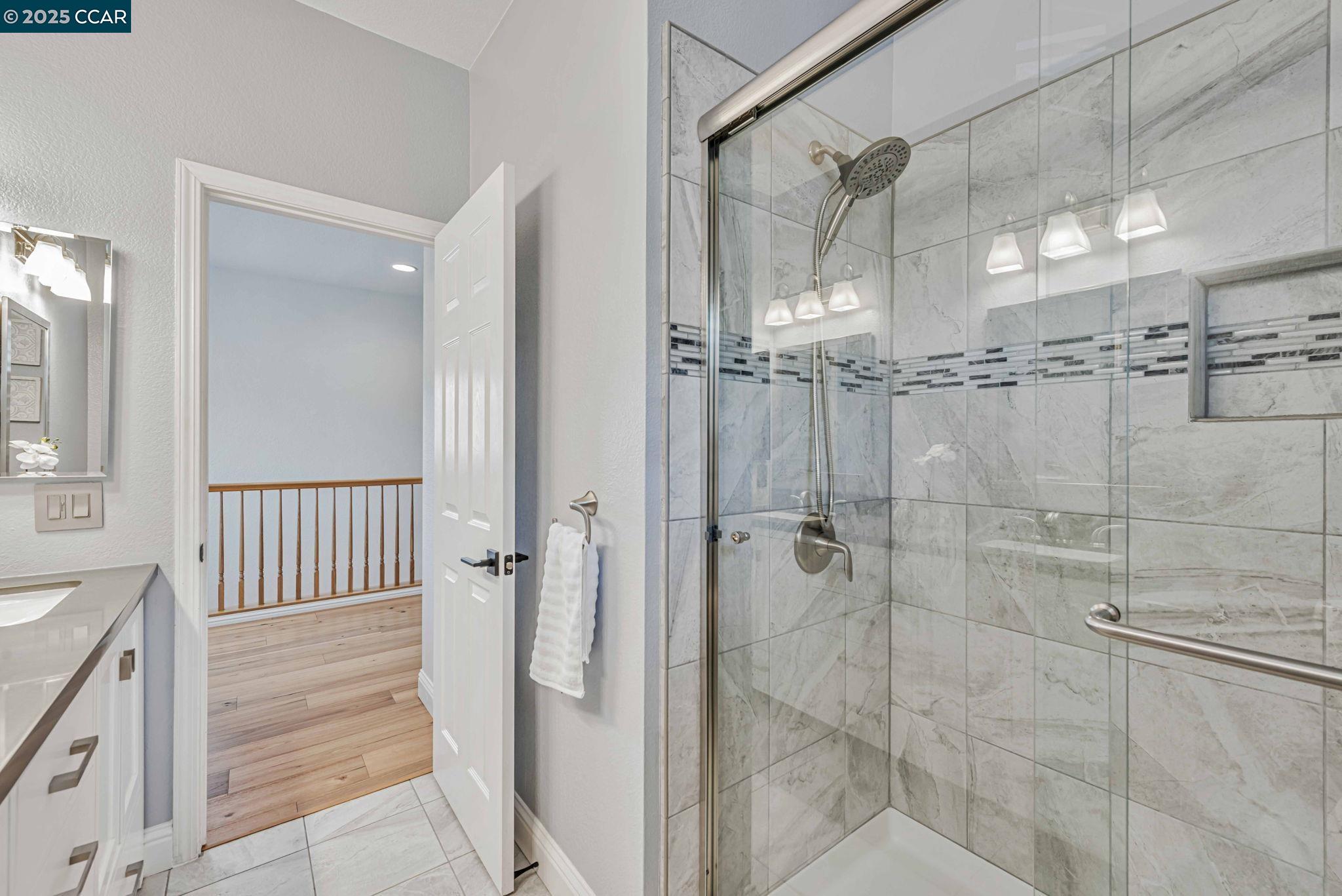 Detail Gallery Image 22 of 48 For 122 Claremont Crest Ct, San Ramon,  CA 94583 - 4 Beds | 2/1 Baths