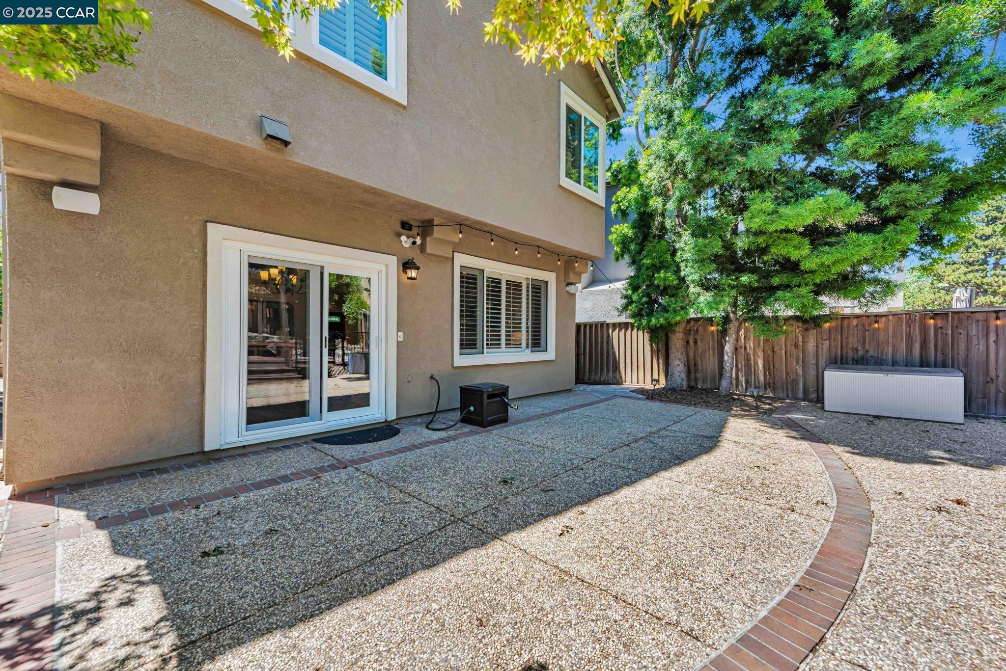 Detail Gallery Image 36 of 48 For 122 Claremont Crest Ct, San Ramon,  CA 94583 - 4 Beds | 2/1 Baths