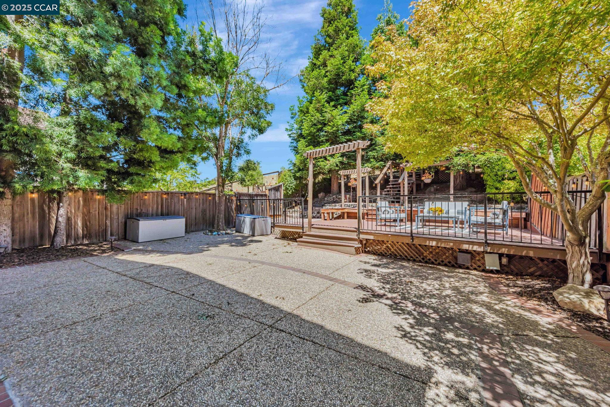 Detail Gallery Image 37 of 48 For 122 Claremont Crest Ct, San Ramon,  CA 94583 - 4 Beds | 2/1 Baths